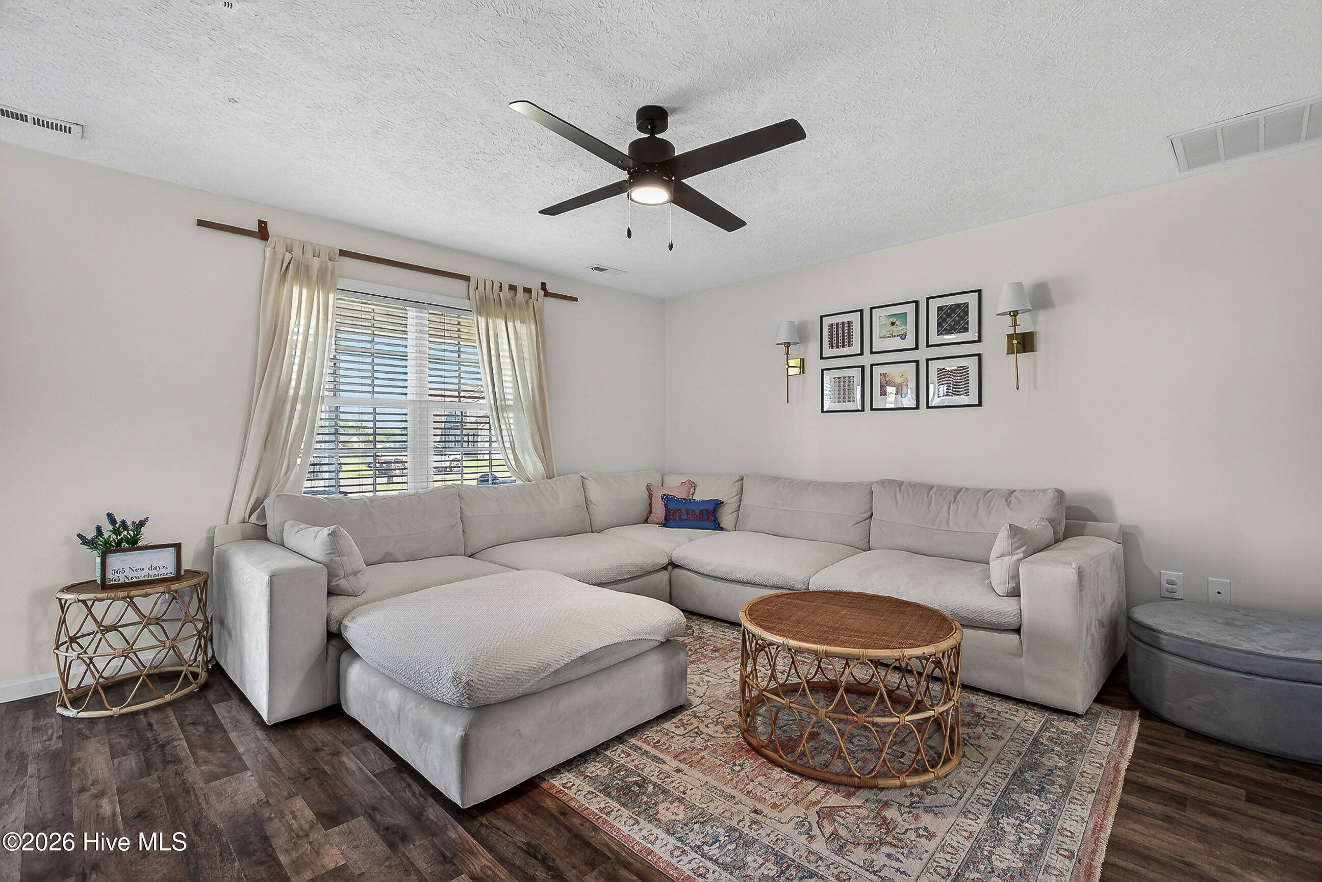 122 Waverly Way