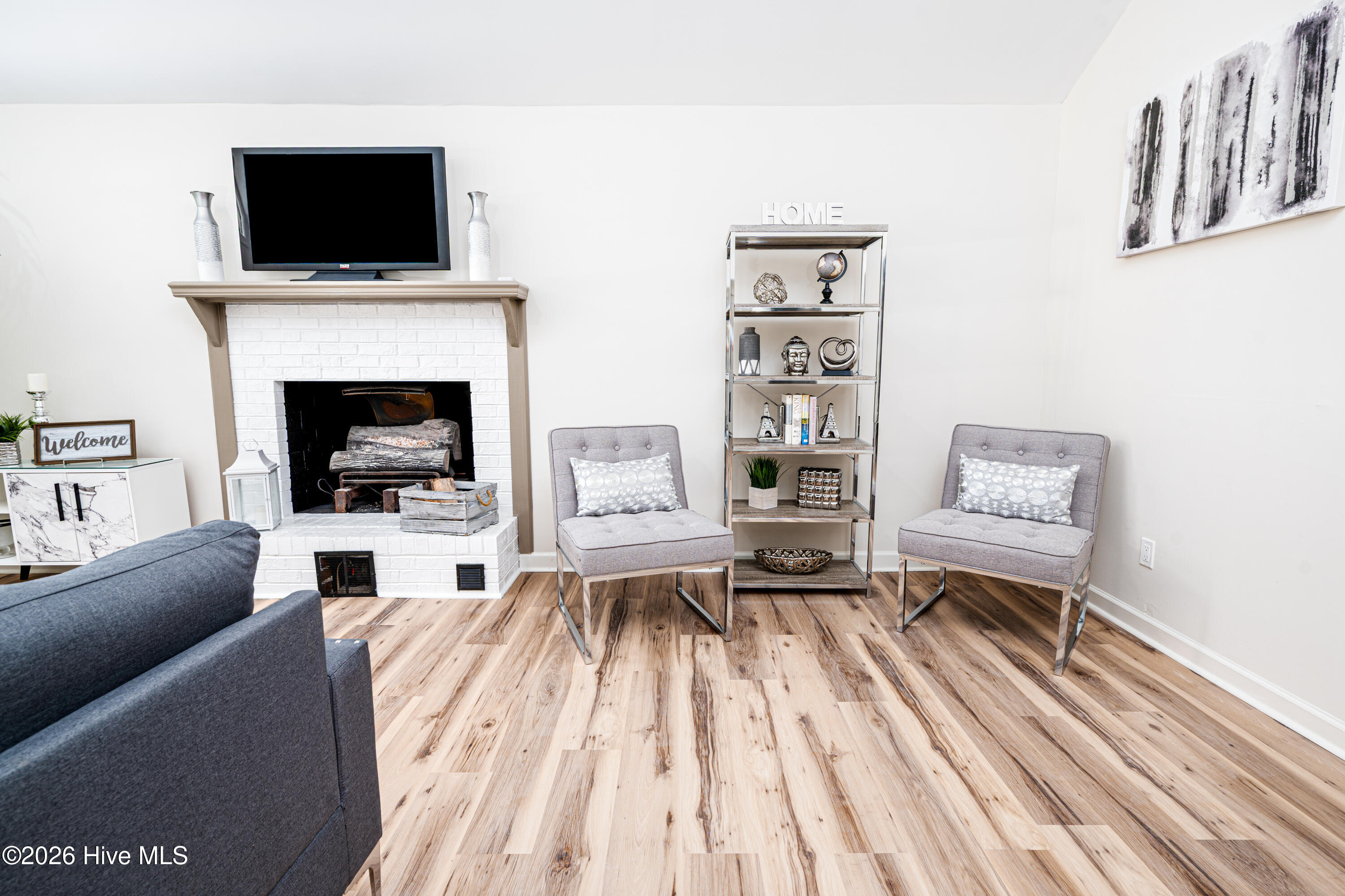 1206 Crows Nest Court