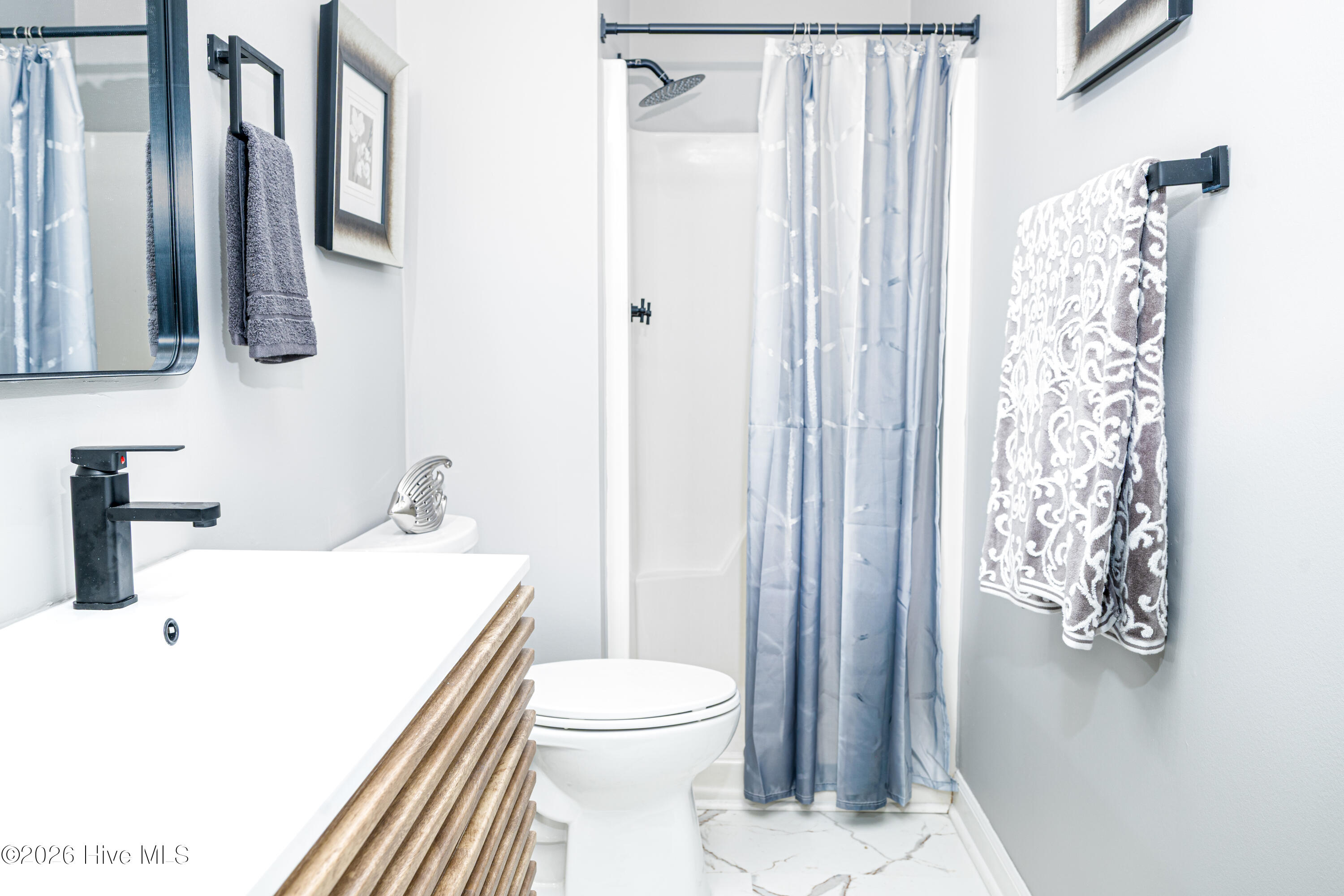 1206 Crows Nest Court