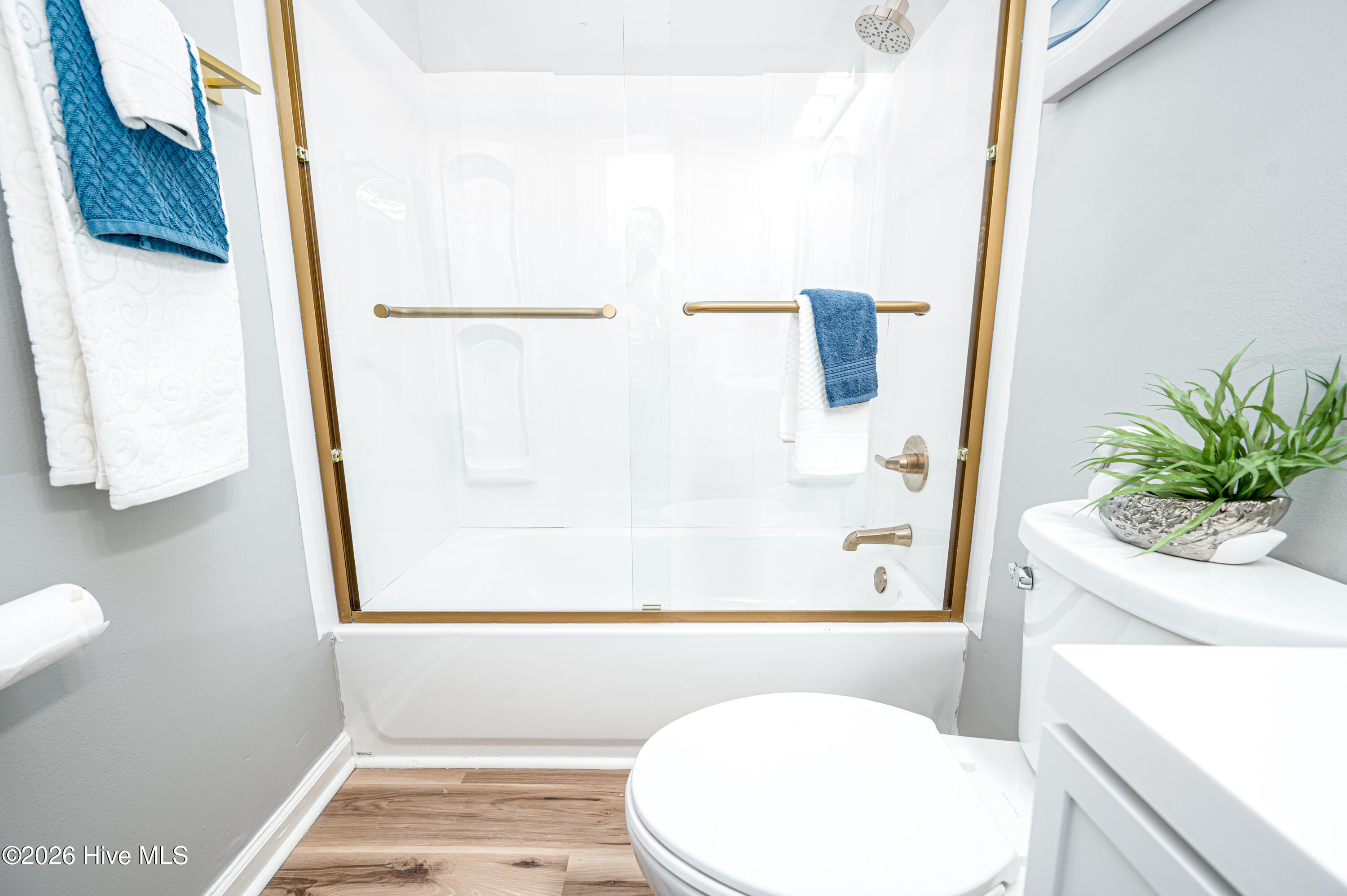 1206 Crows Nest Court