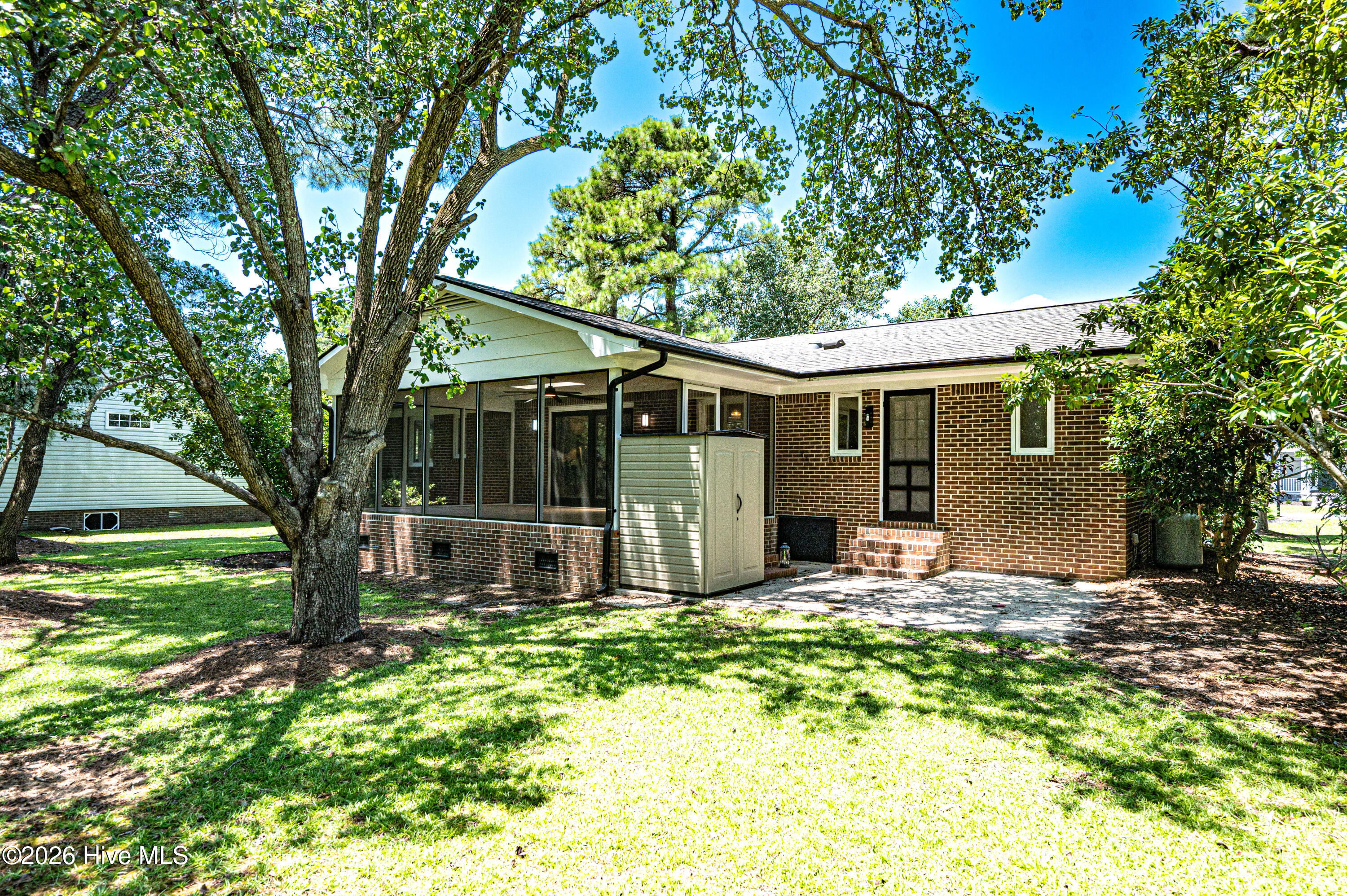 1206 Crows Nest Court