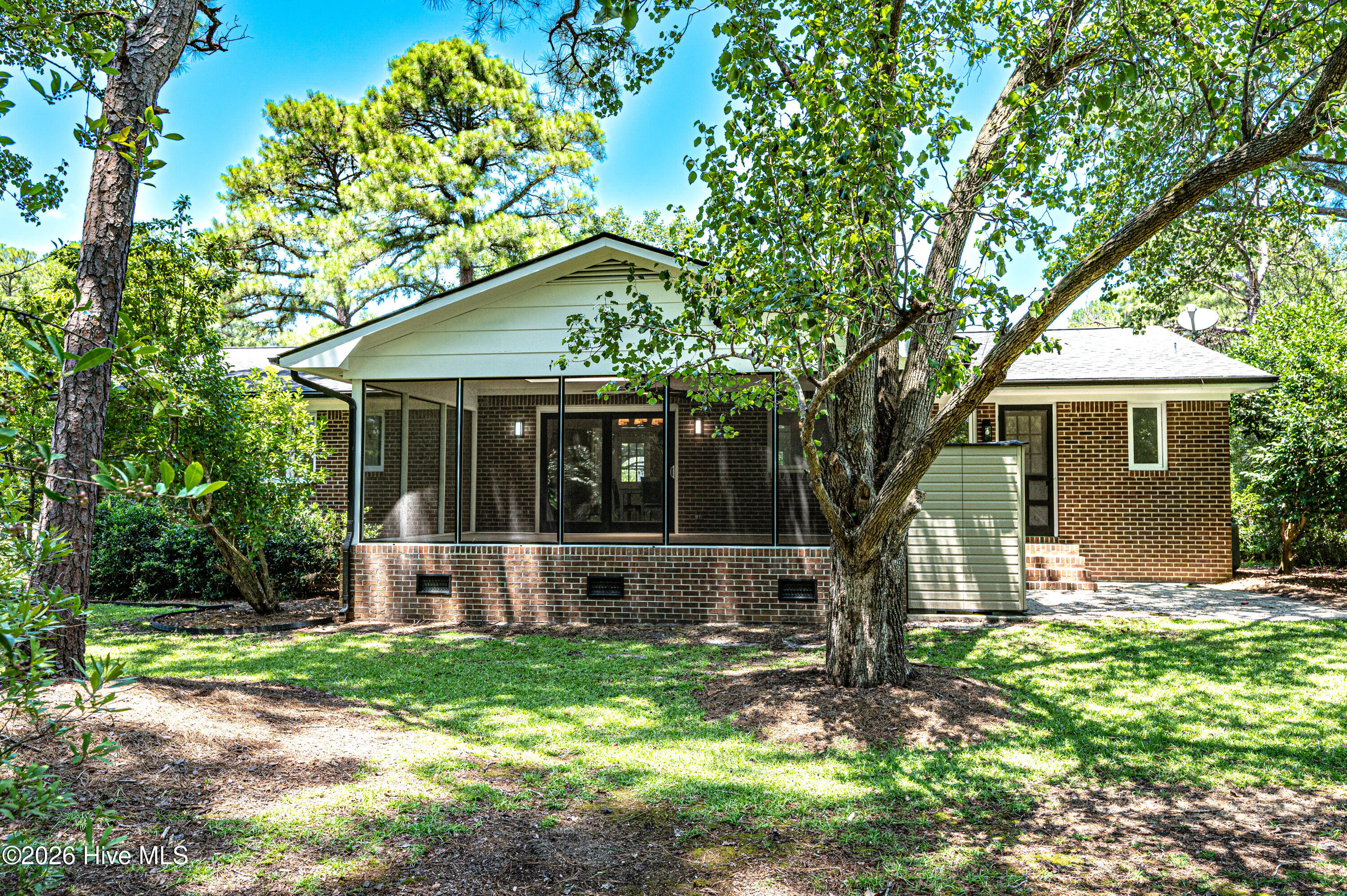 1206 Crows Nest Court