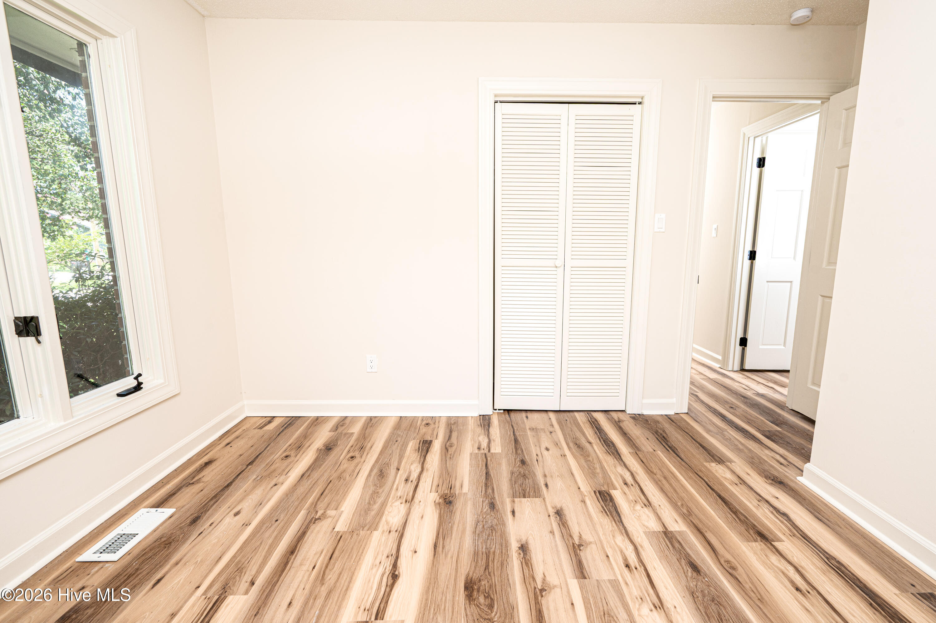 1206 Crows Nest Court