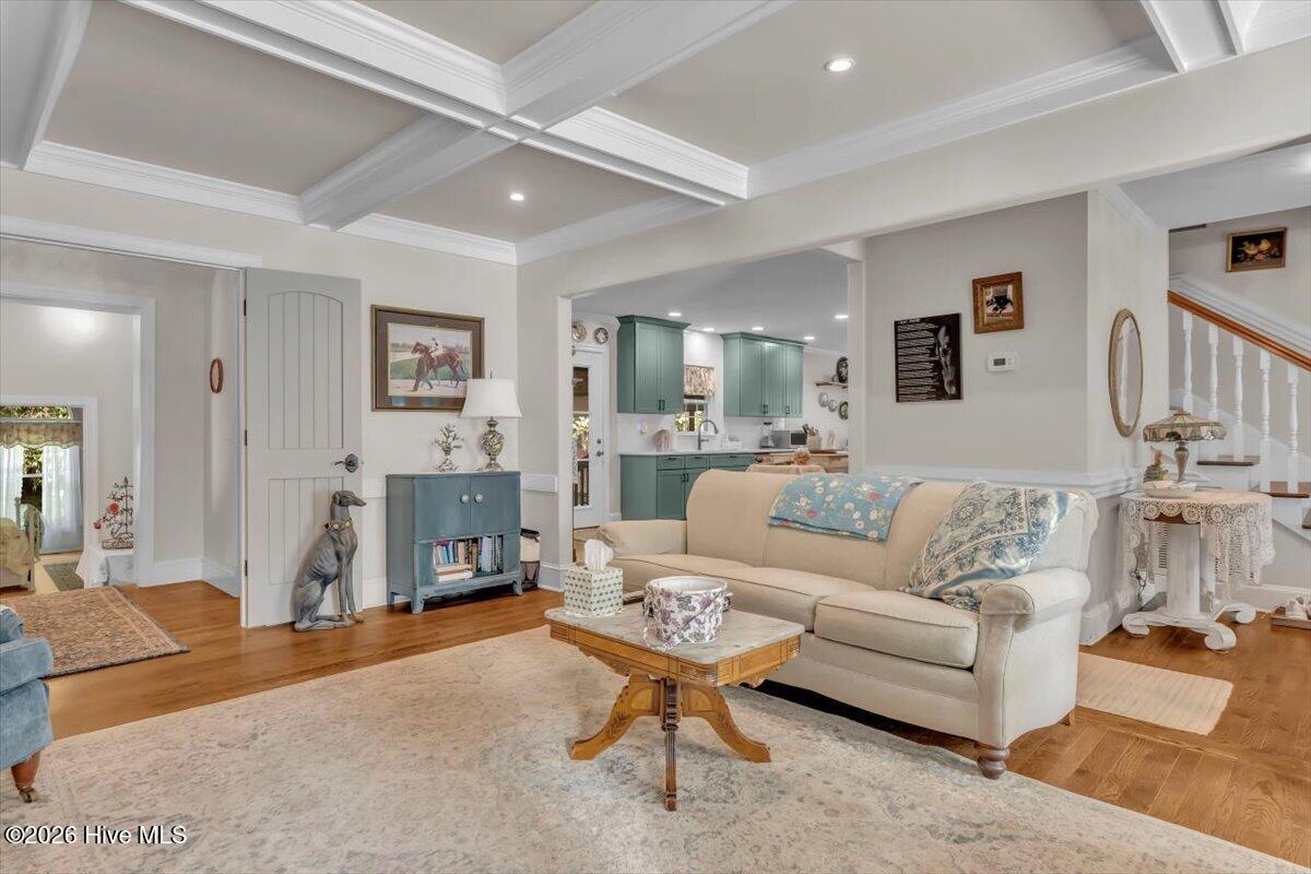 2235 Warrenton Way