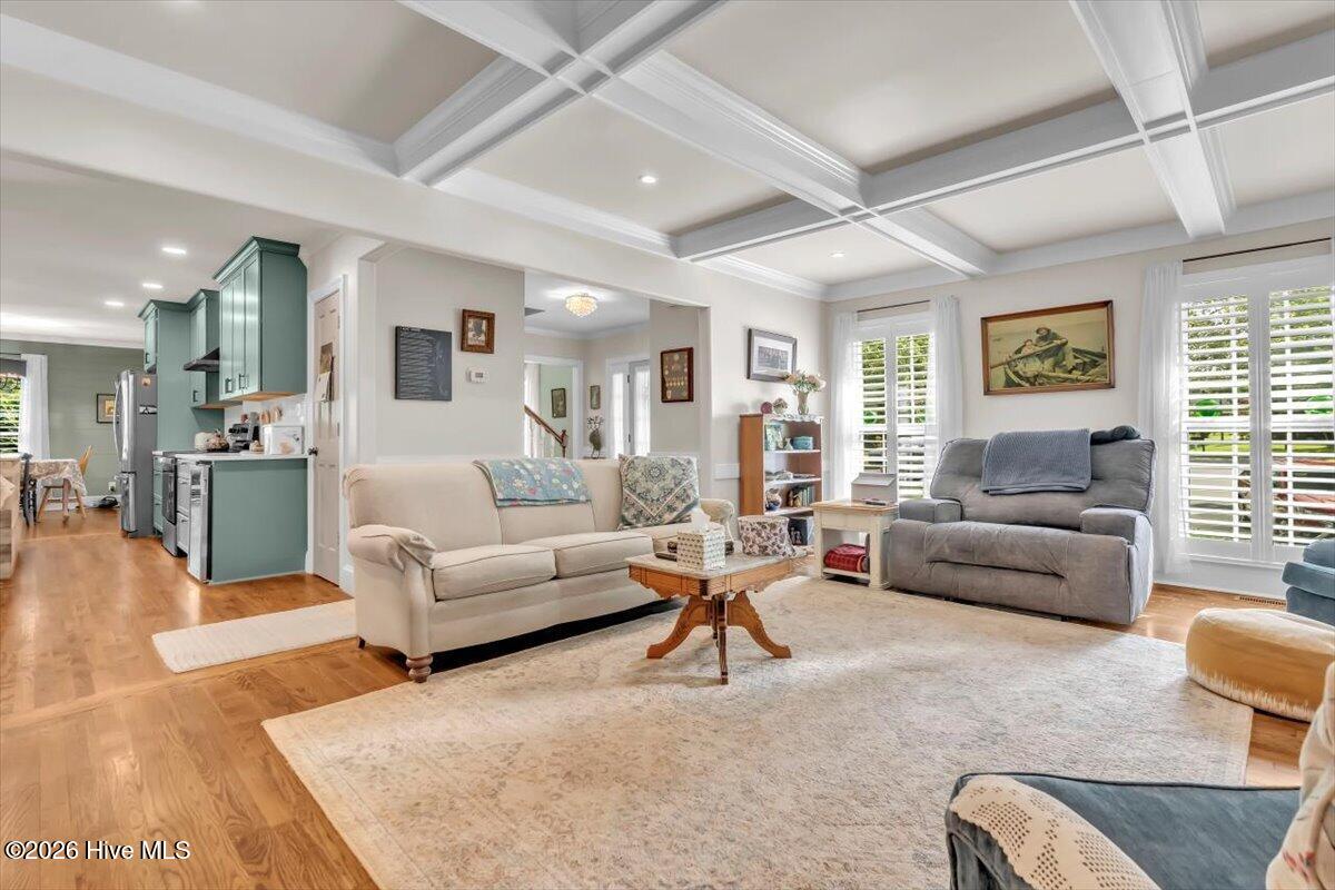 2235 Warrenton Way