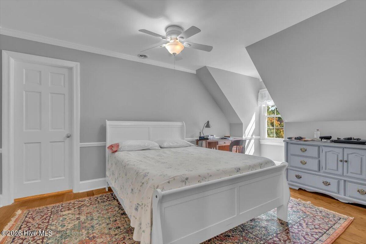 2235 Warrenton Way