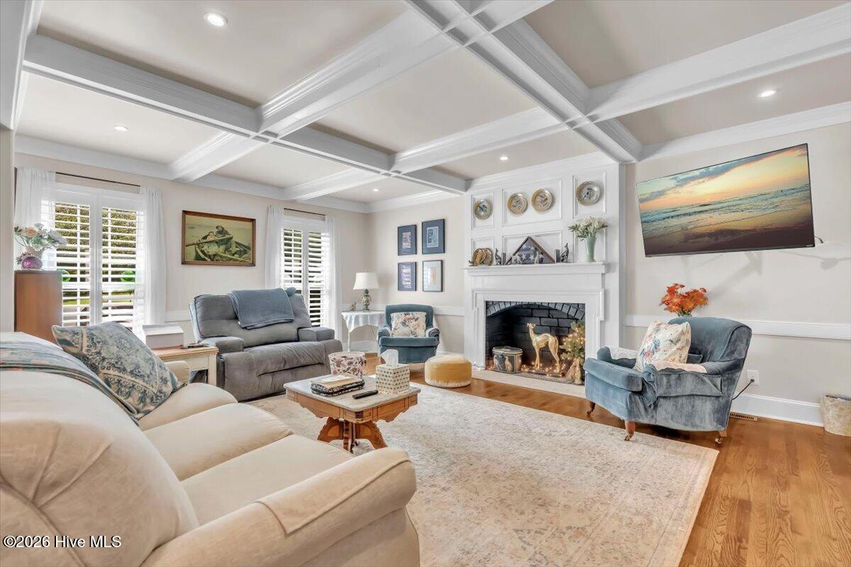 2235 Warrenton Way