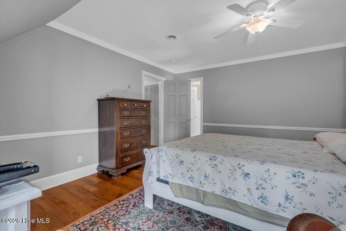 2235 Warrenton Way