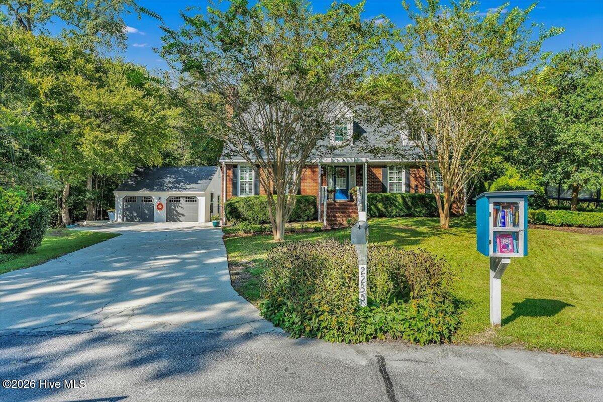 2235 Warrenton Way