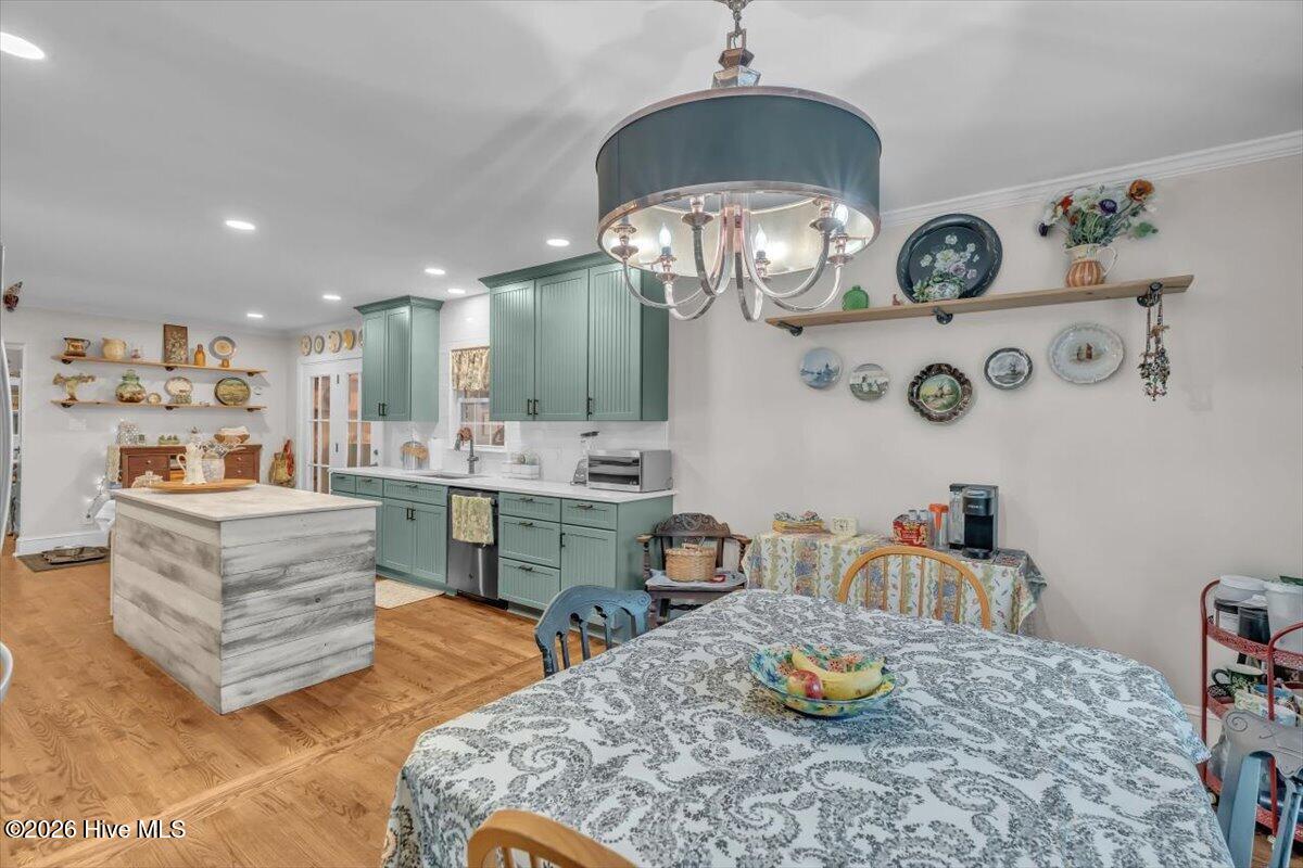 2235 Warrenton Way