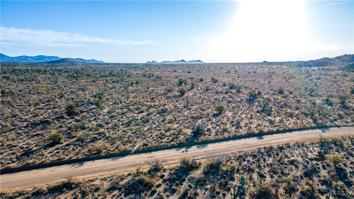 121-18-010 Bonanza Road