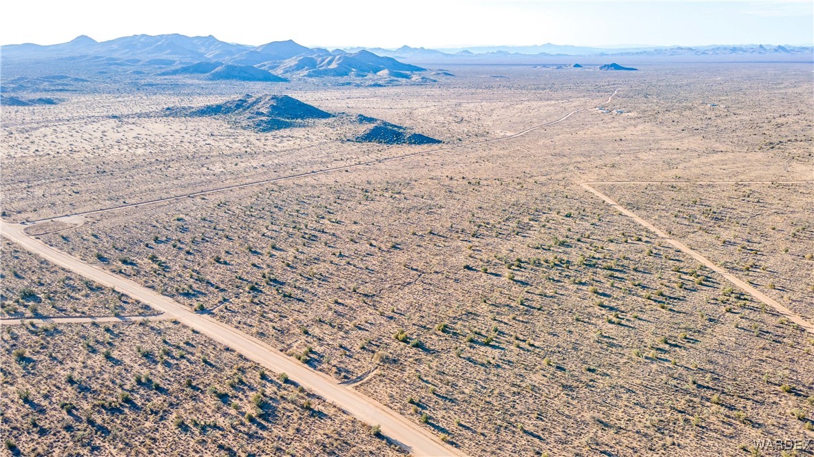 121-18-010 Bonanza Road