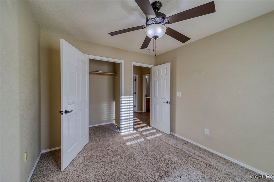 5864 S Desert Lakes Drive