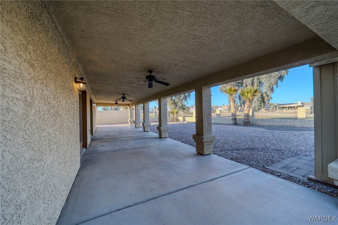 5864 S Desert Lakes Drive