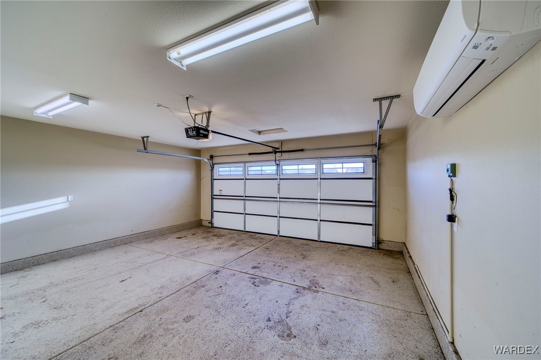 5864 S Desert Lakes Drive