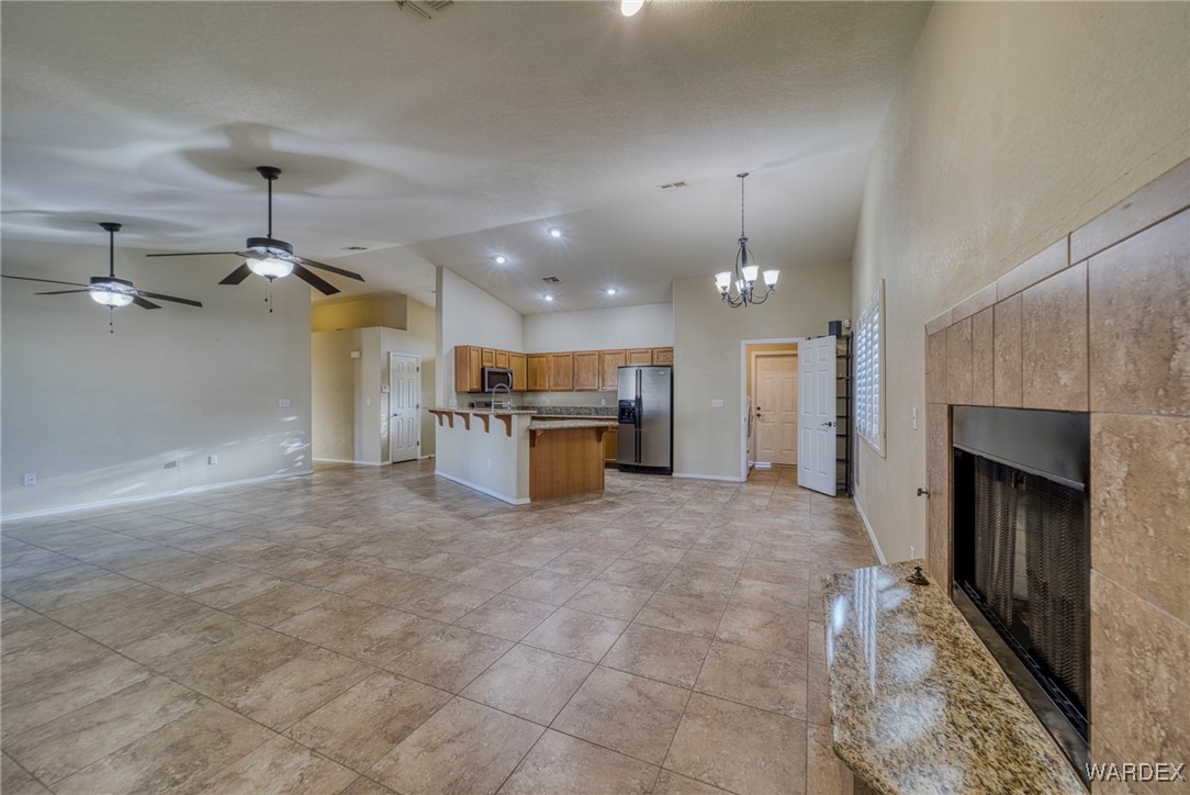 5864 S Desert Lakes Drive
