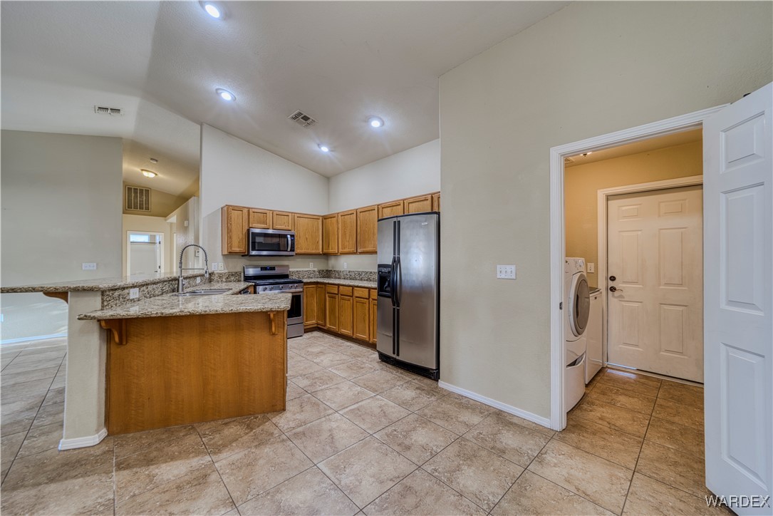 5864 S Desert Lakes Drive