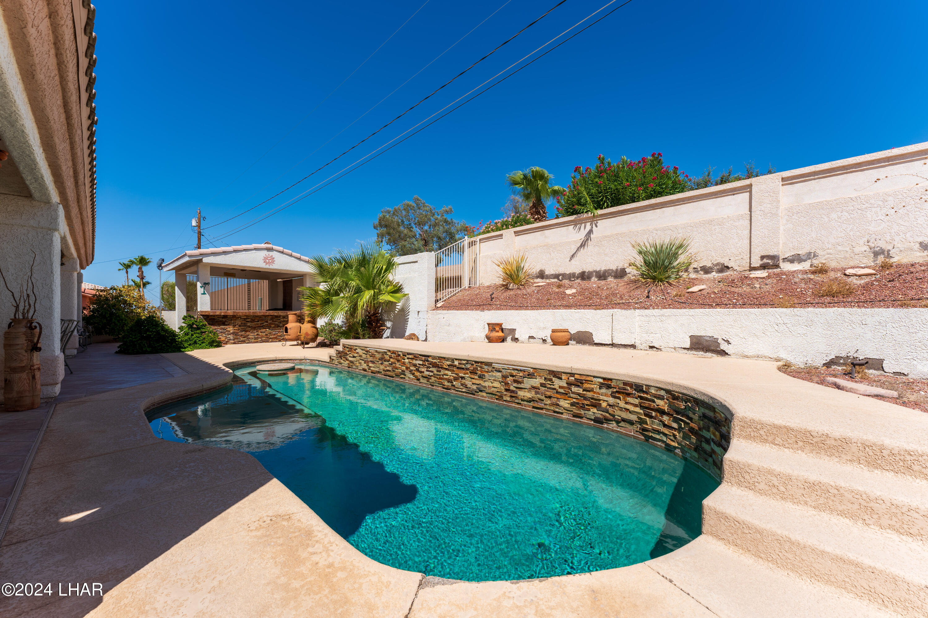 2871 Paseo Dorado