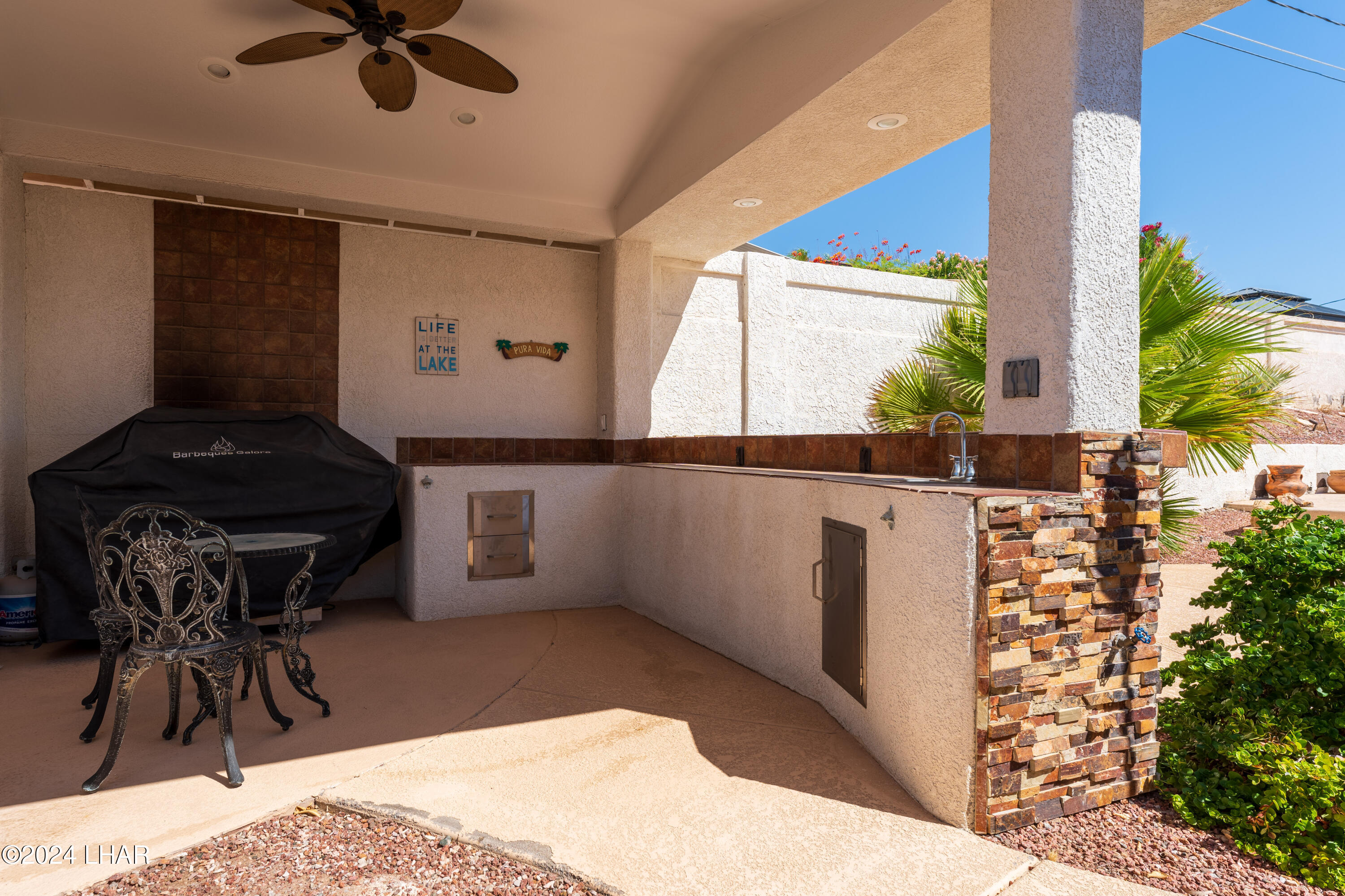 2871 Paseo Dorado
