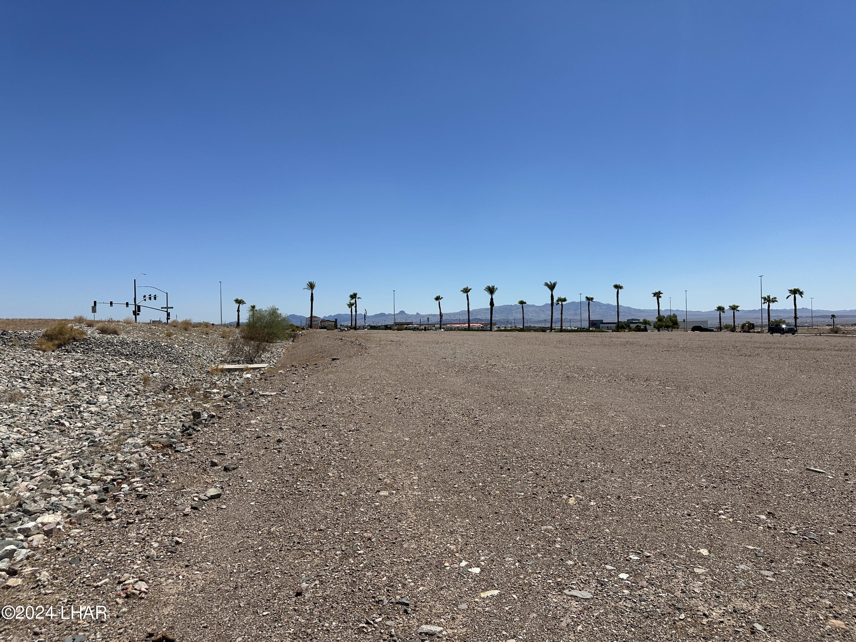 5621 N Highway 95