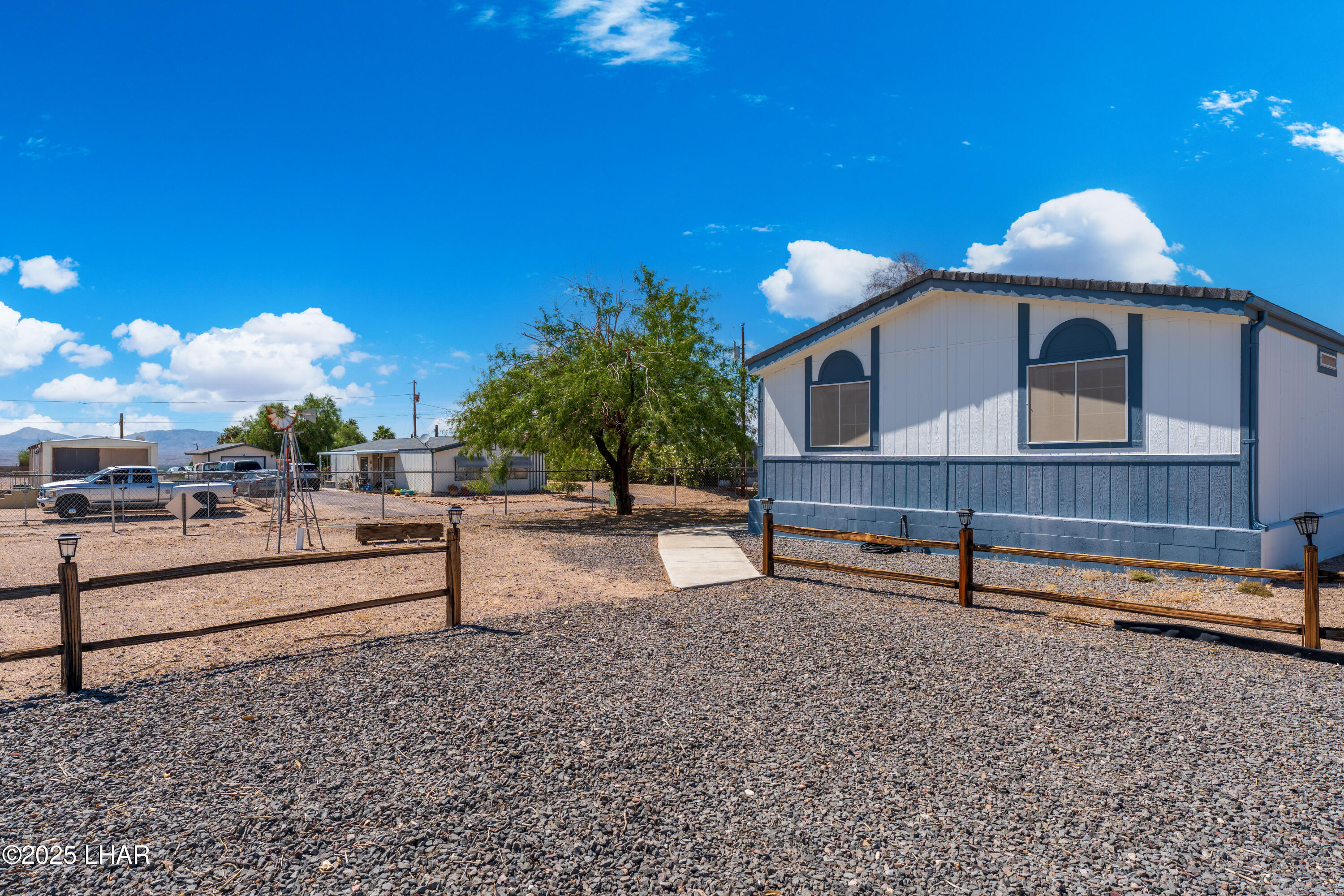 13118 San Xavier Dr