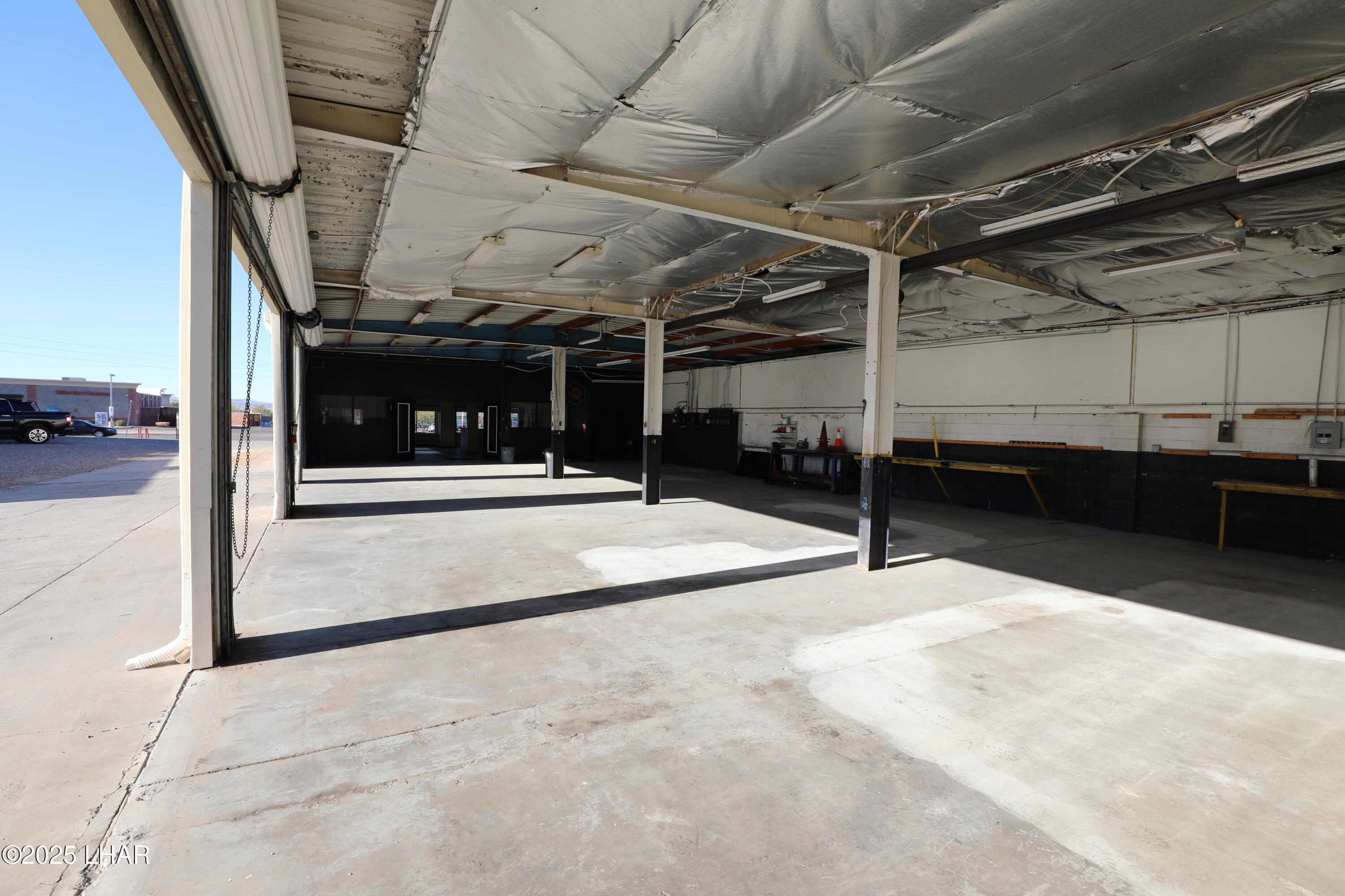 82 N Lake Havasu Ave