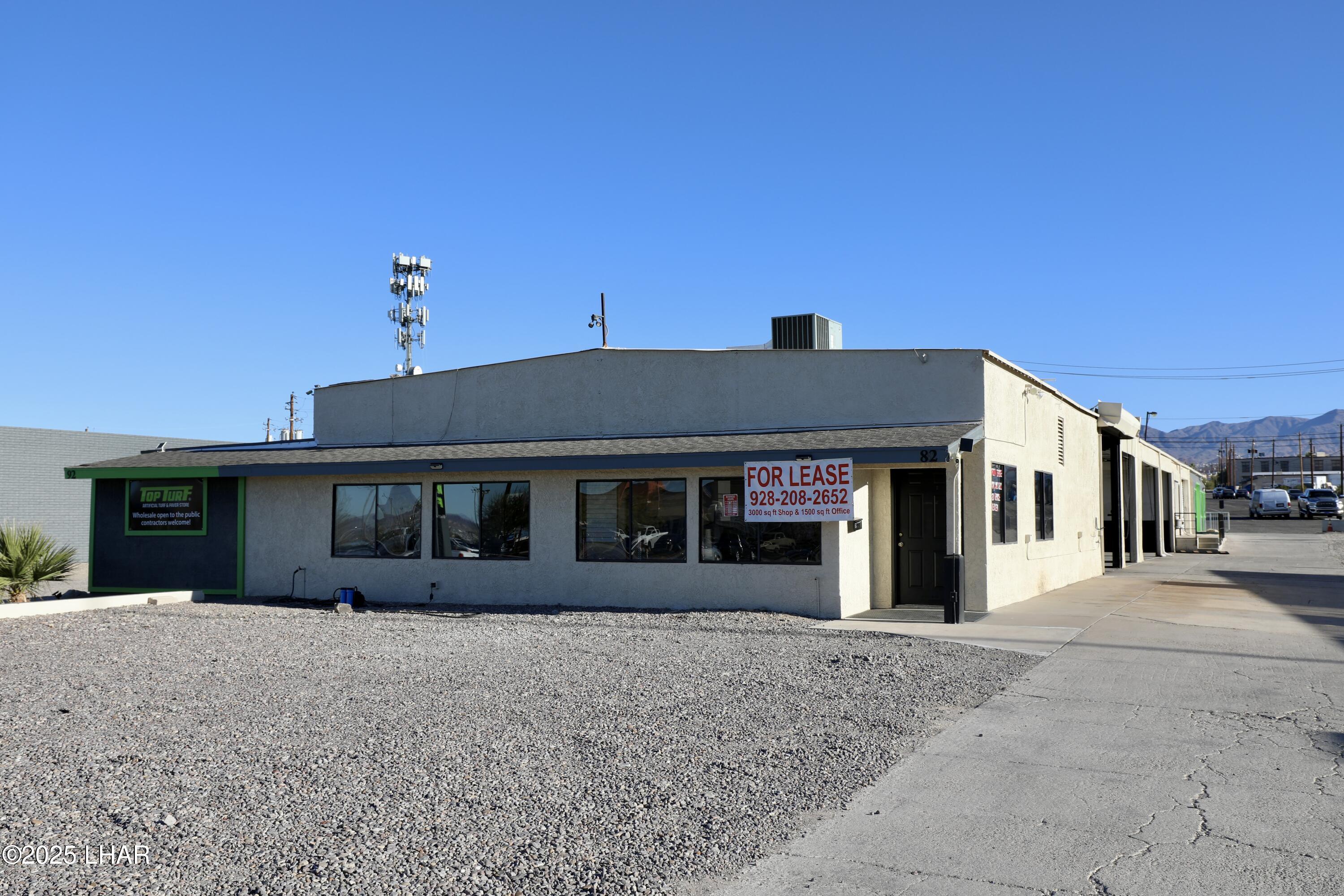 82 N Lake Havasu Ave
