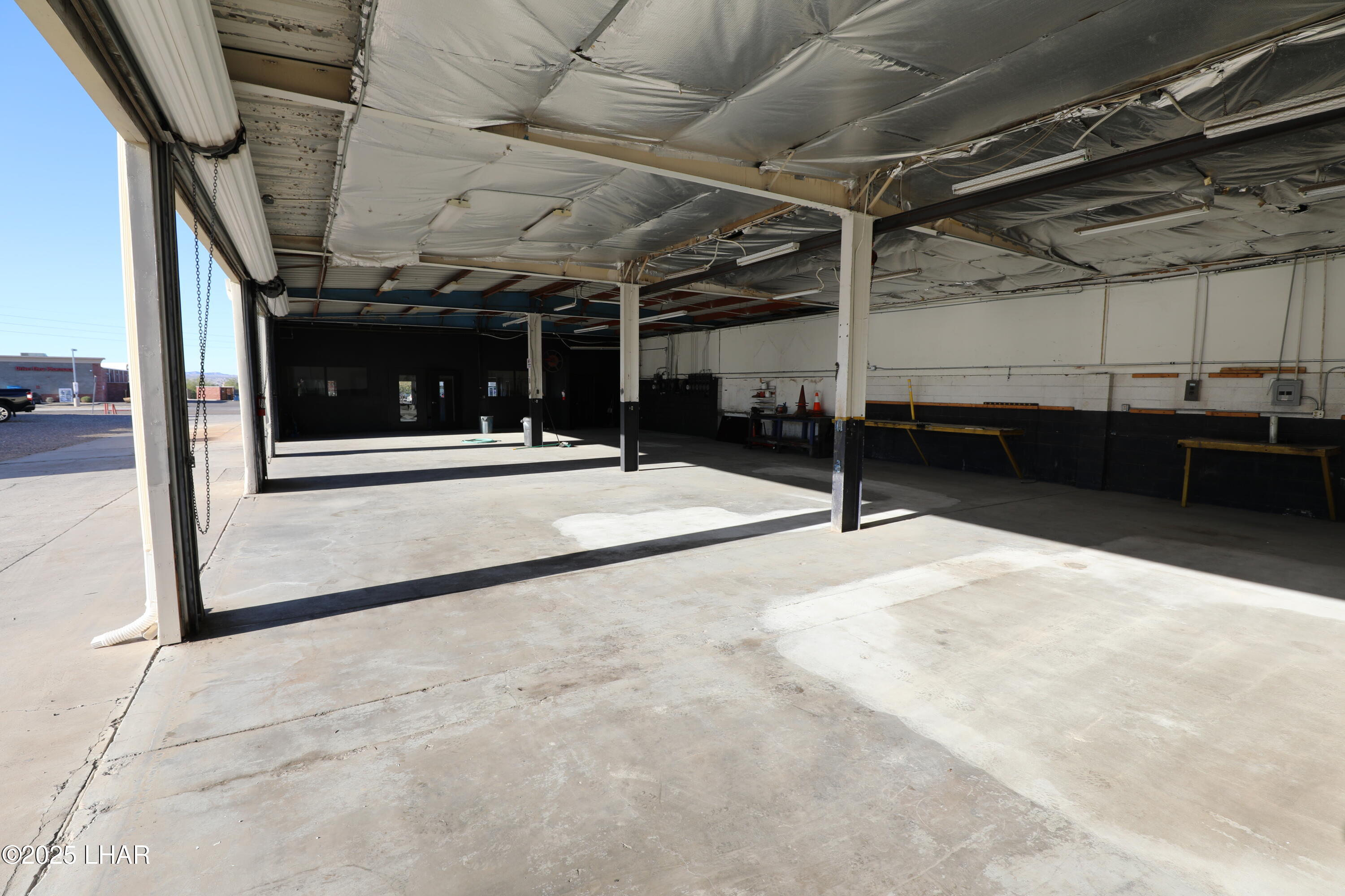 82 N Lake Havasu Ave