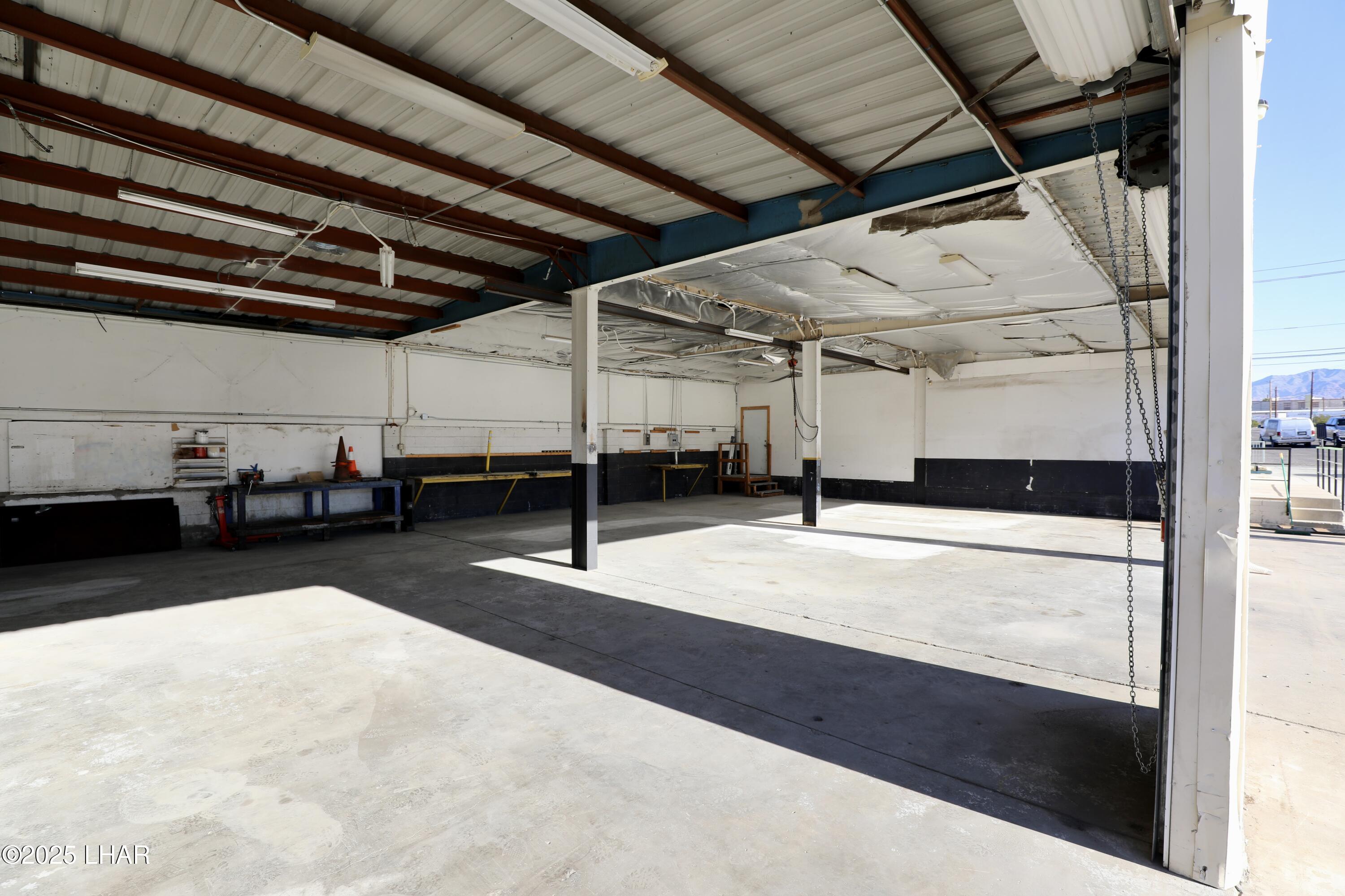 82 N Lake Havasu Ave