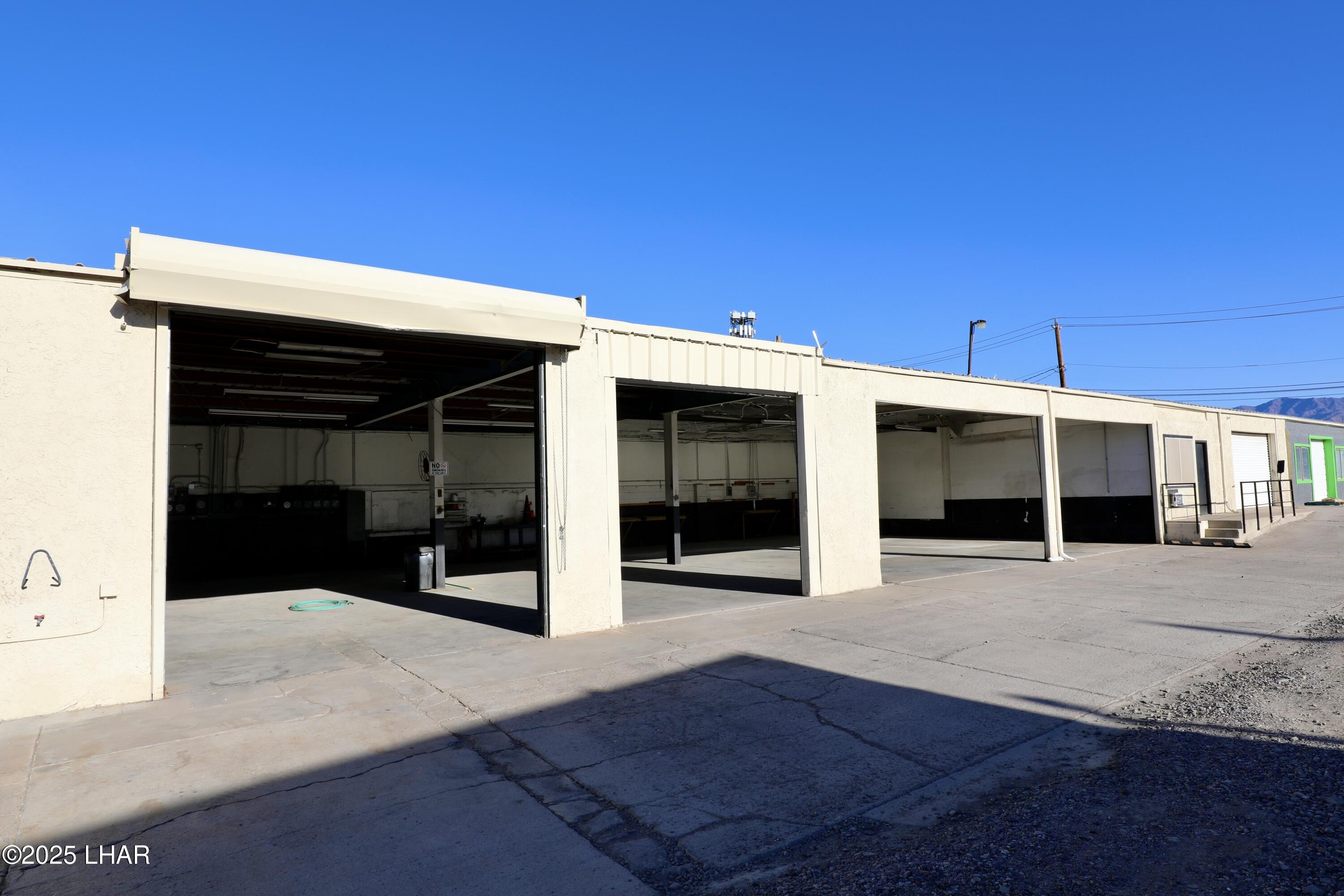82 N Lake Havasu Ave