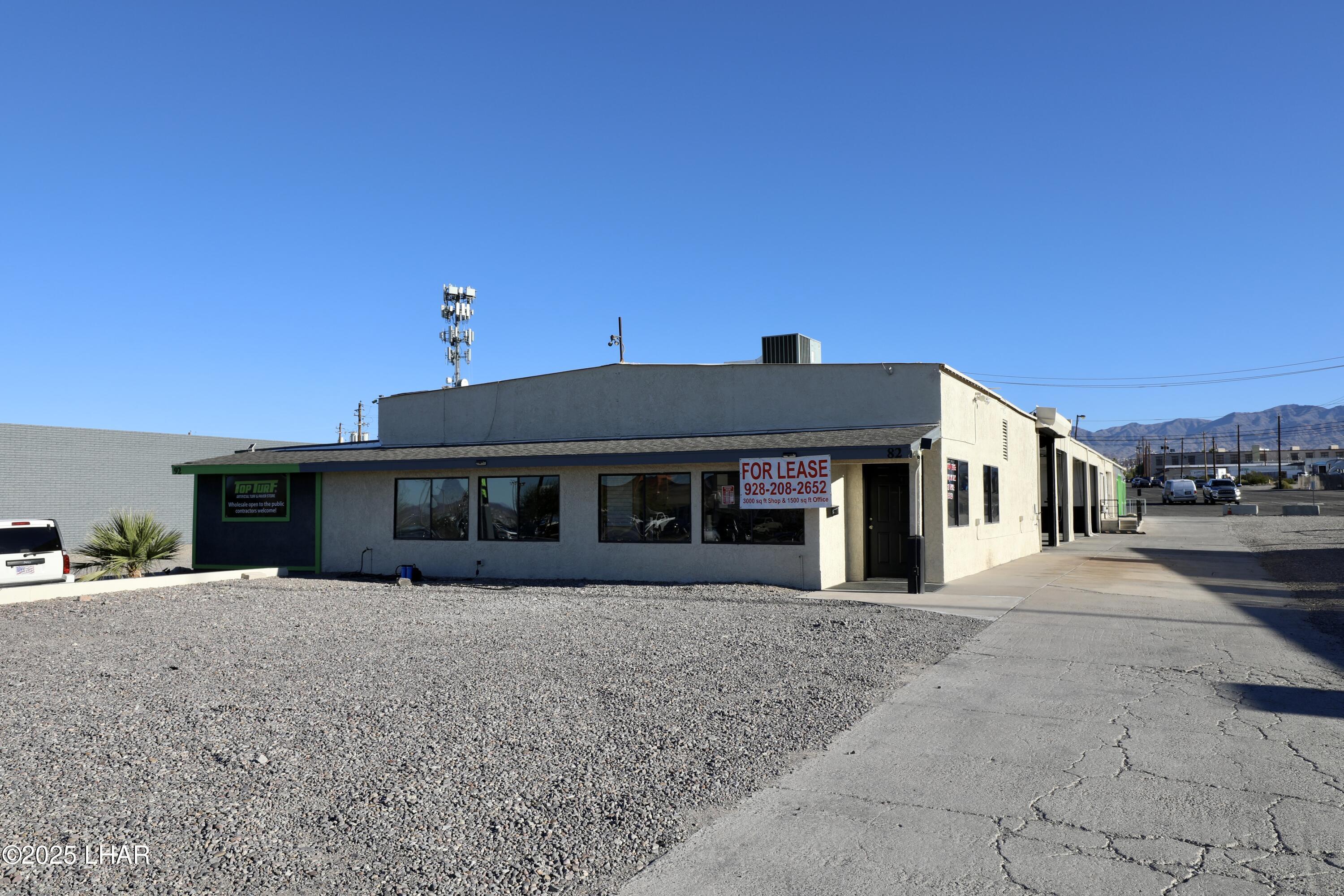82 N Lake Havasu Ave