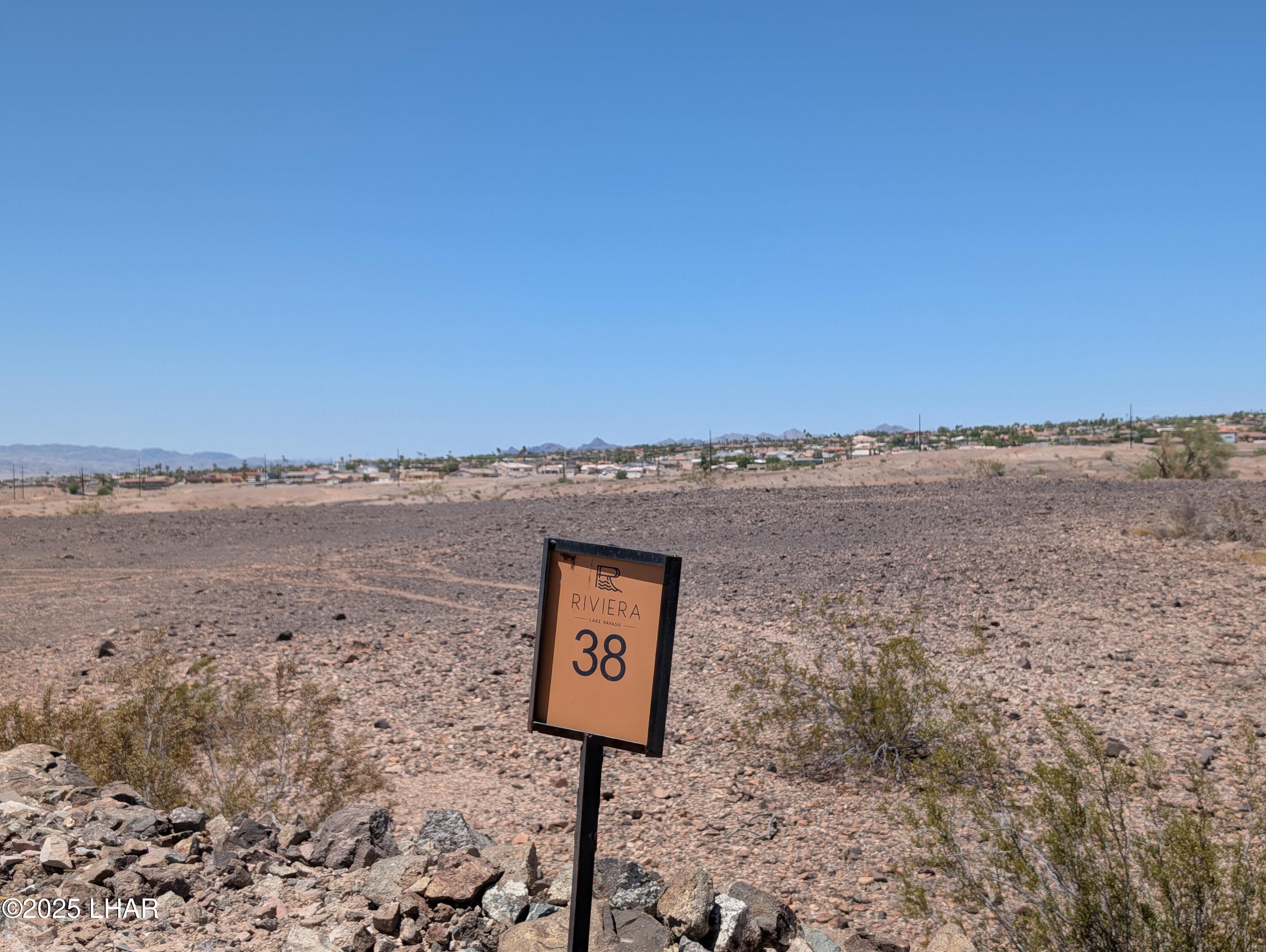 2423 Sunset Rdg Ct W