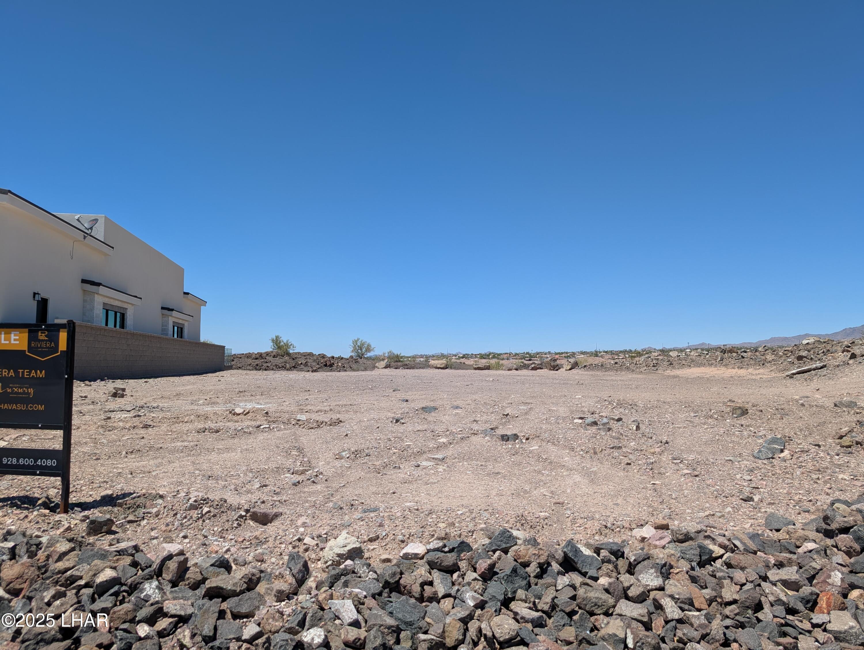 2435 Sunset Rdg Ct W