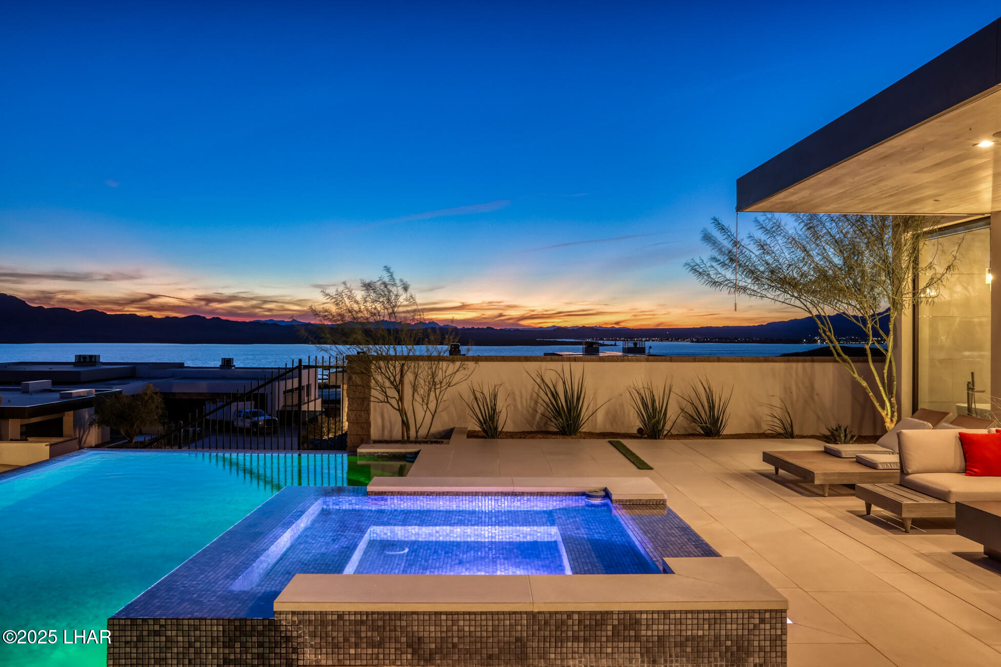 2256 Marina View Way