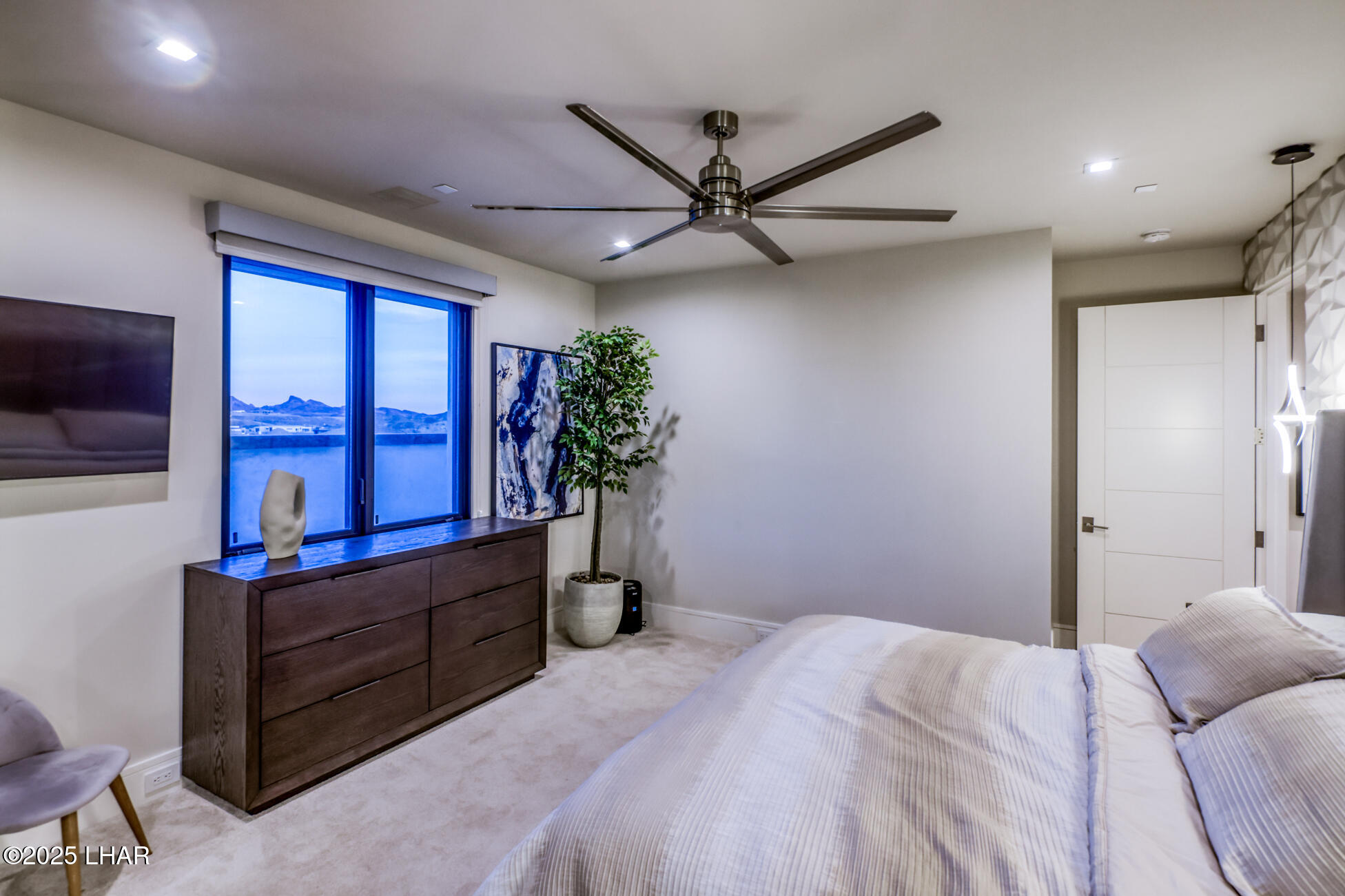 2256 Marina View Way