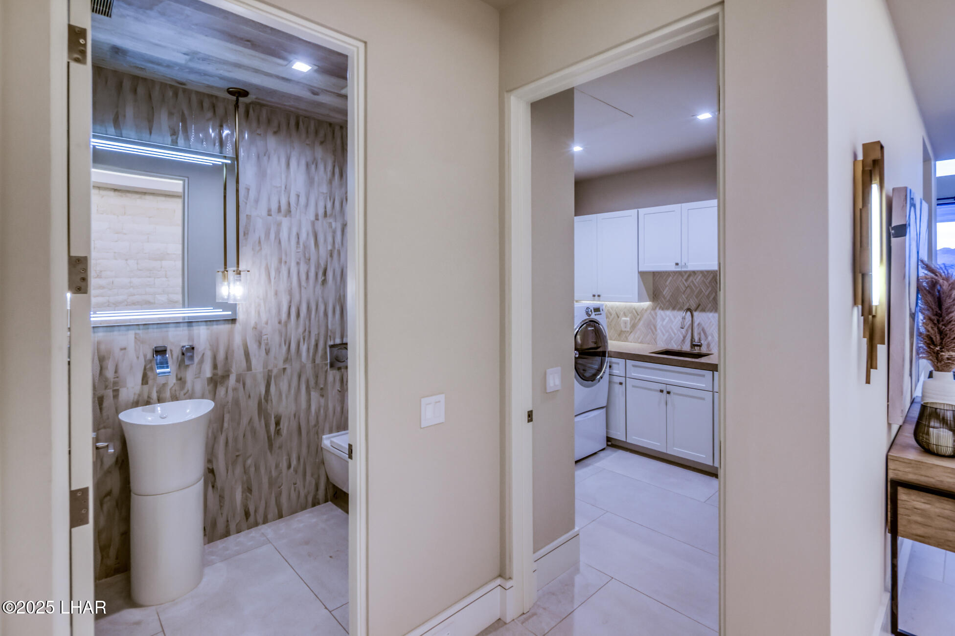 2256 Marina View Way