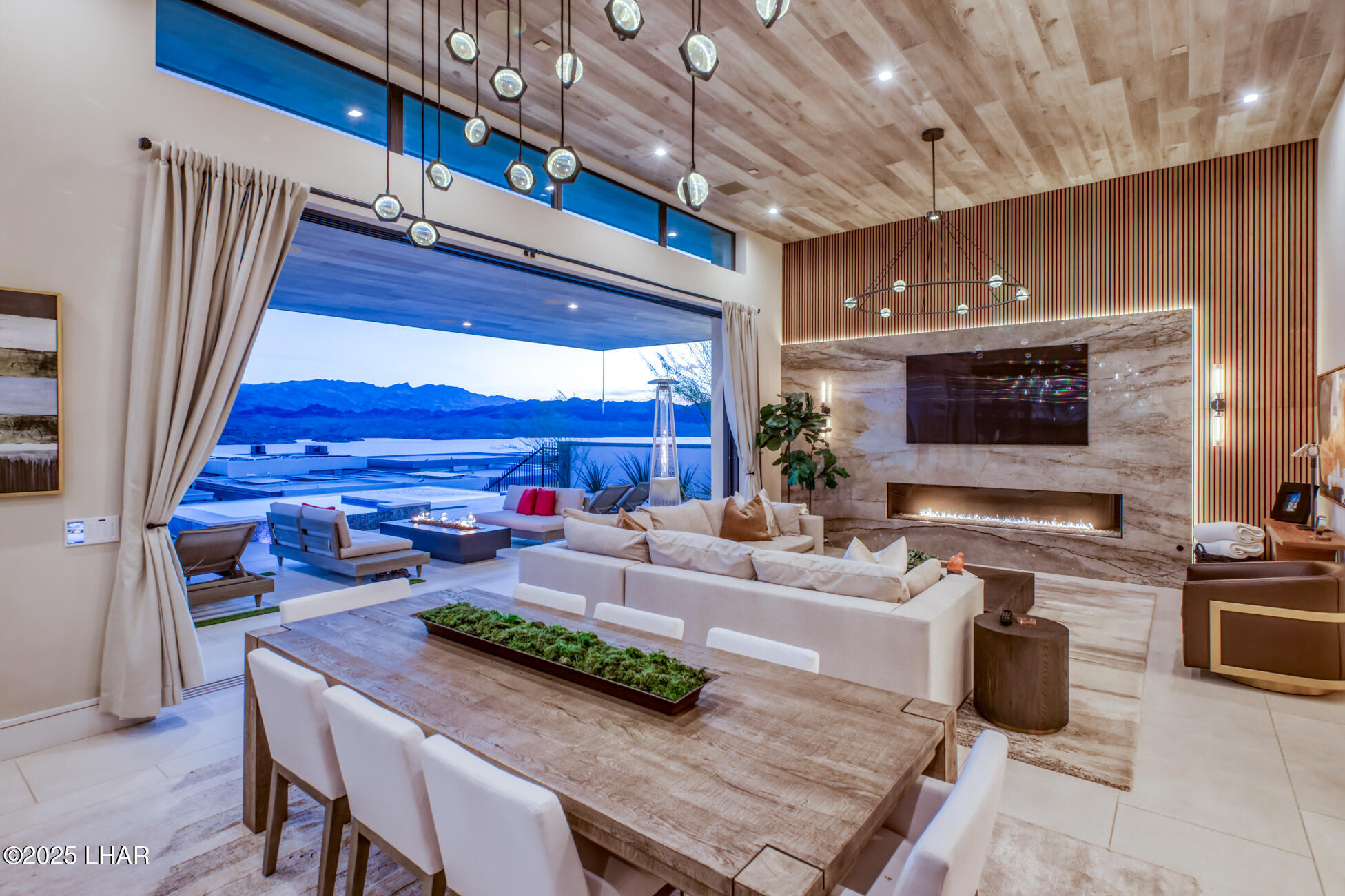 2256 Marina View Way