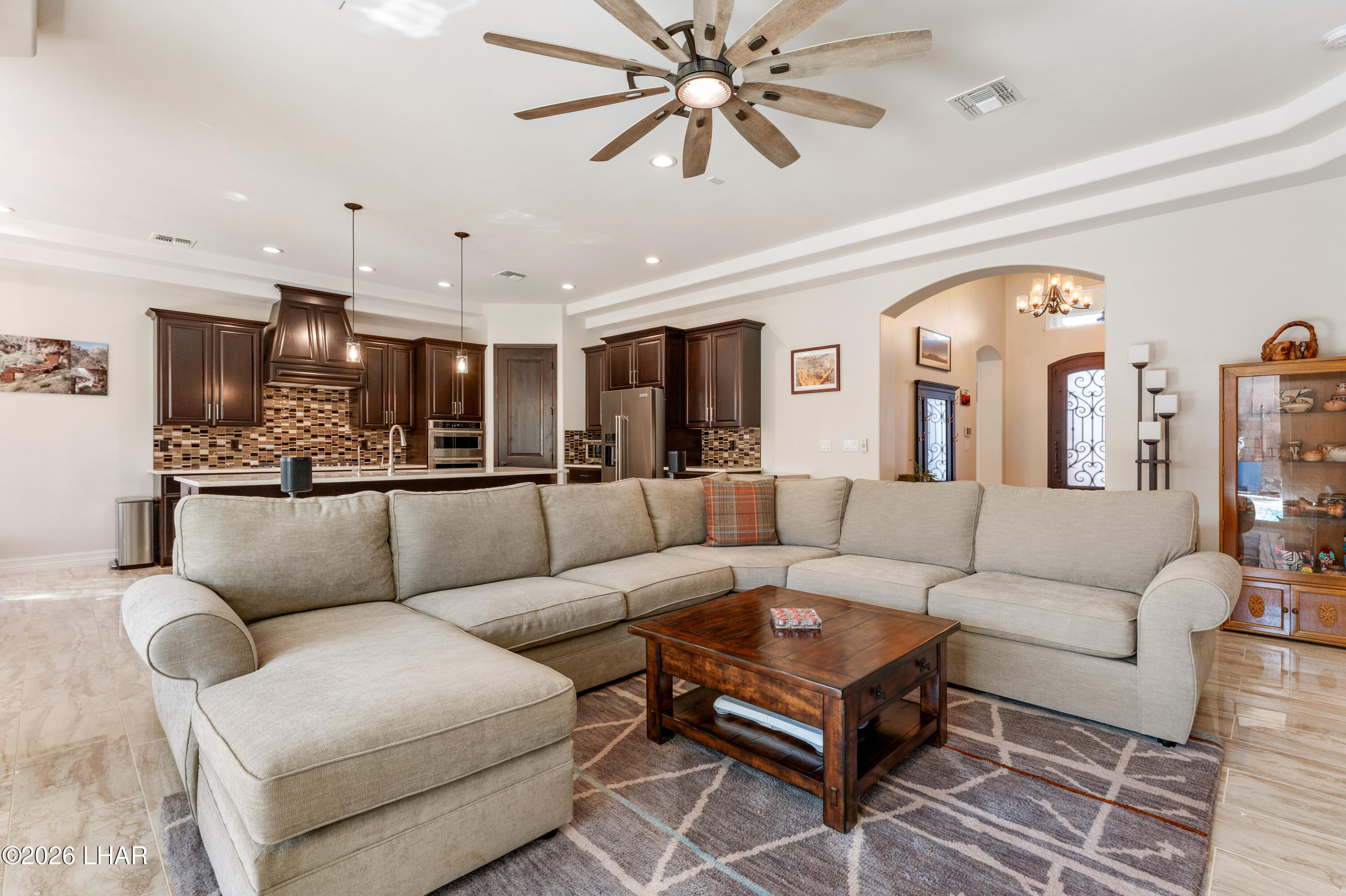 2810 Edgewood Dr
