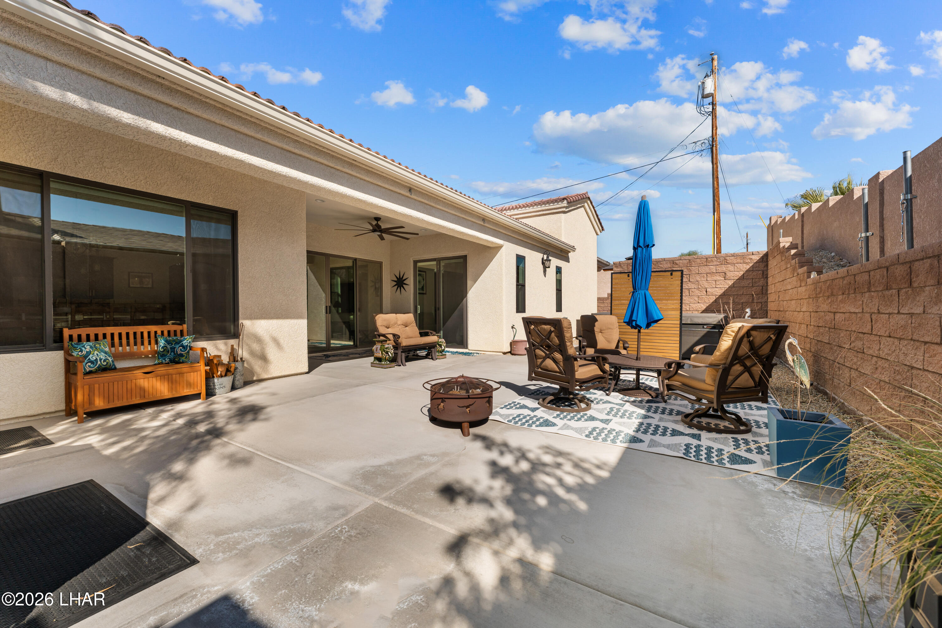 2810 Edgewood Dr