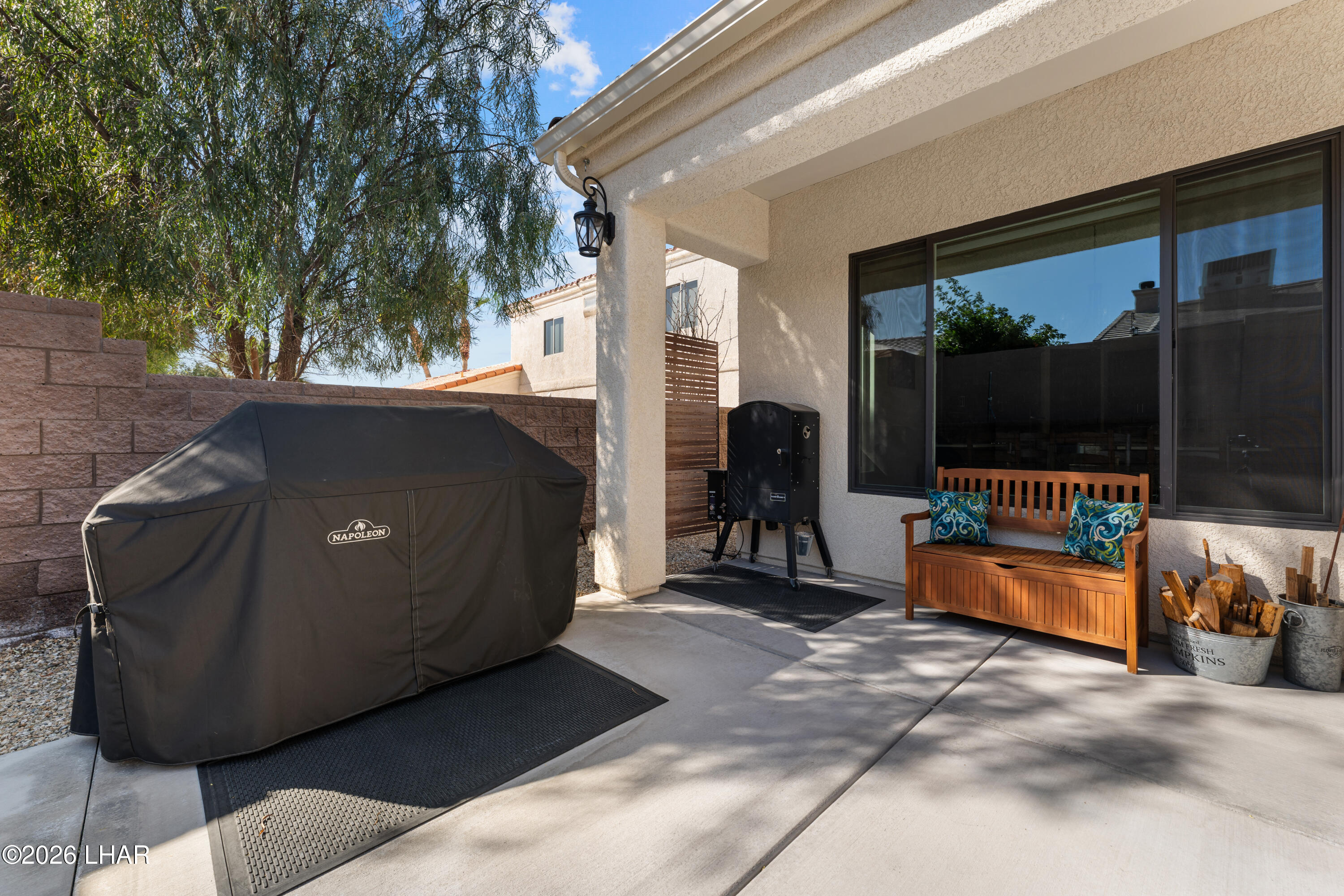 2810 Edgewood Dr