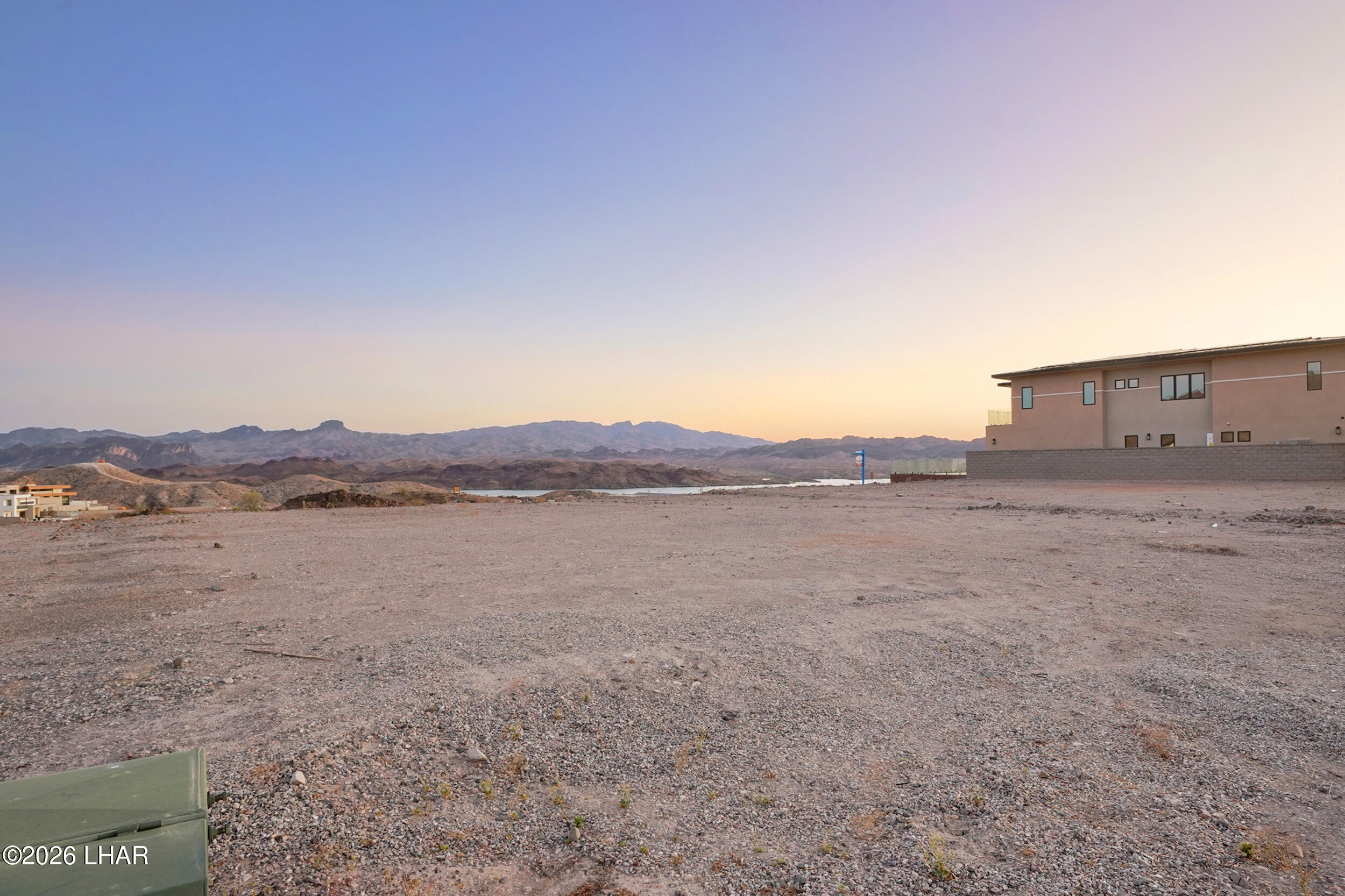 2430 Sunset Rdg Ct W