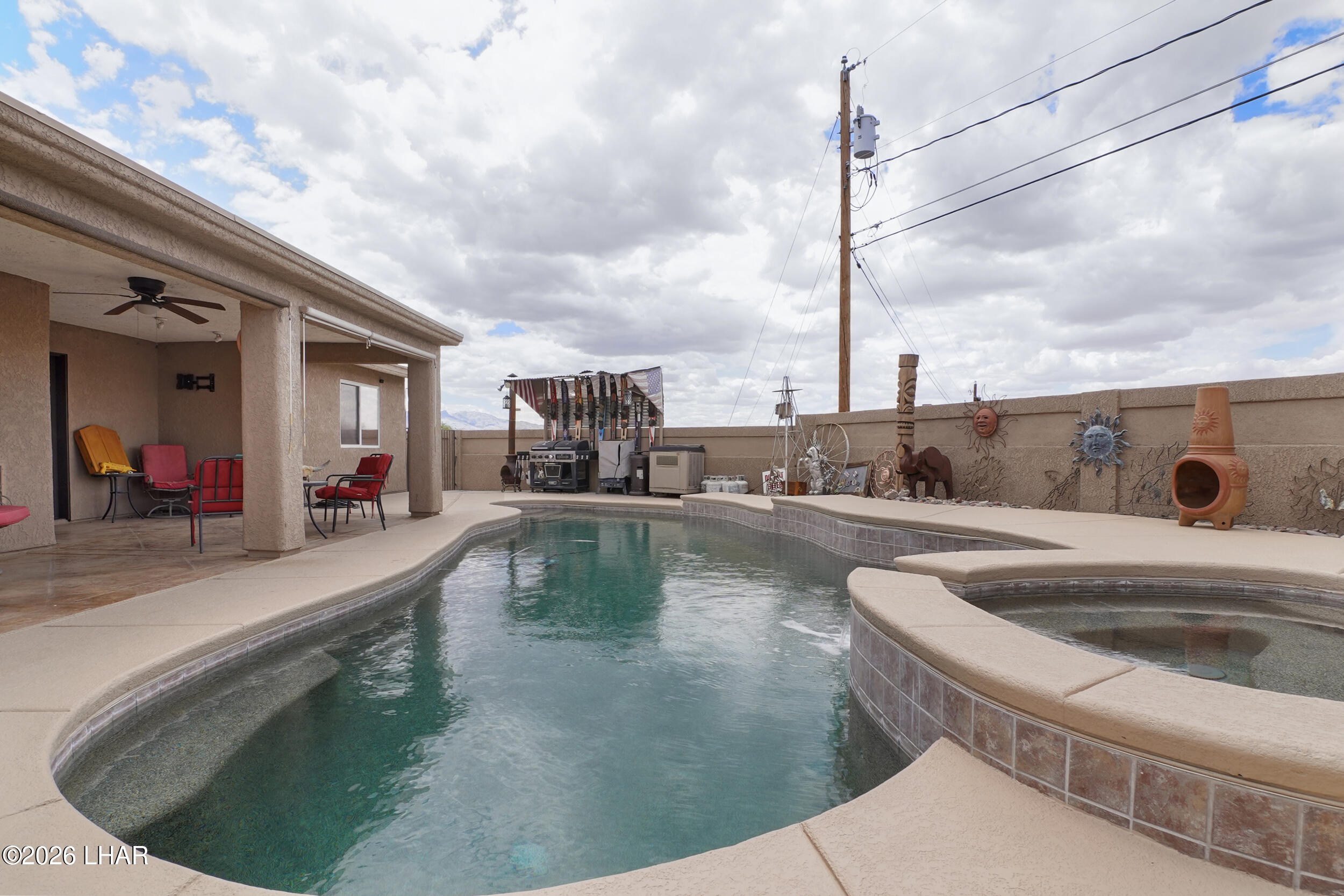 2811 Inca Dr