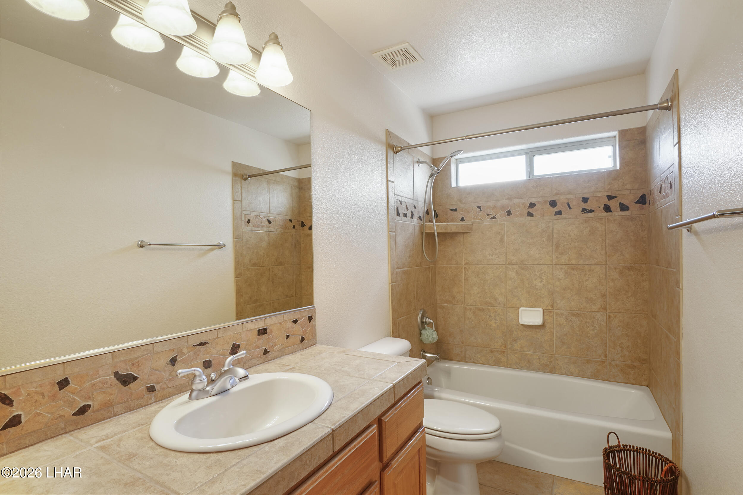 2811 Inca Dr