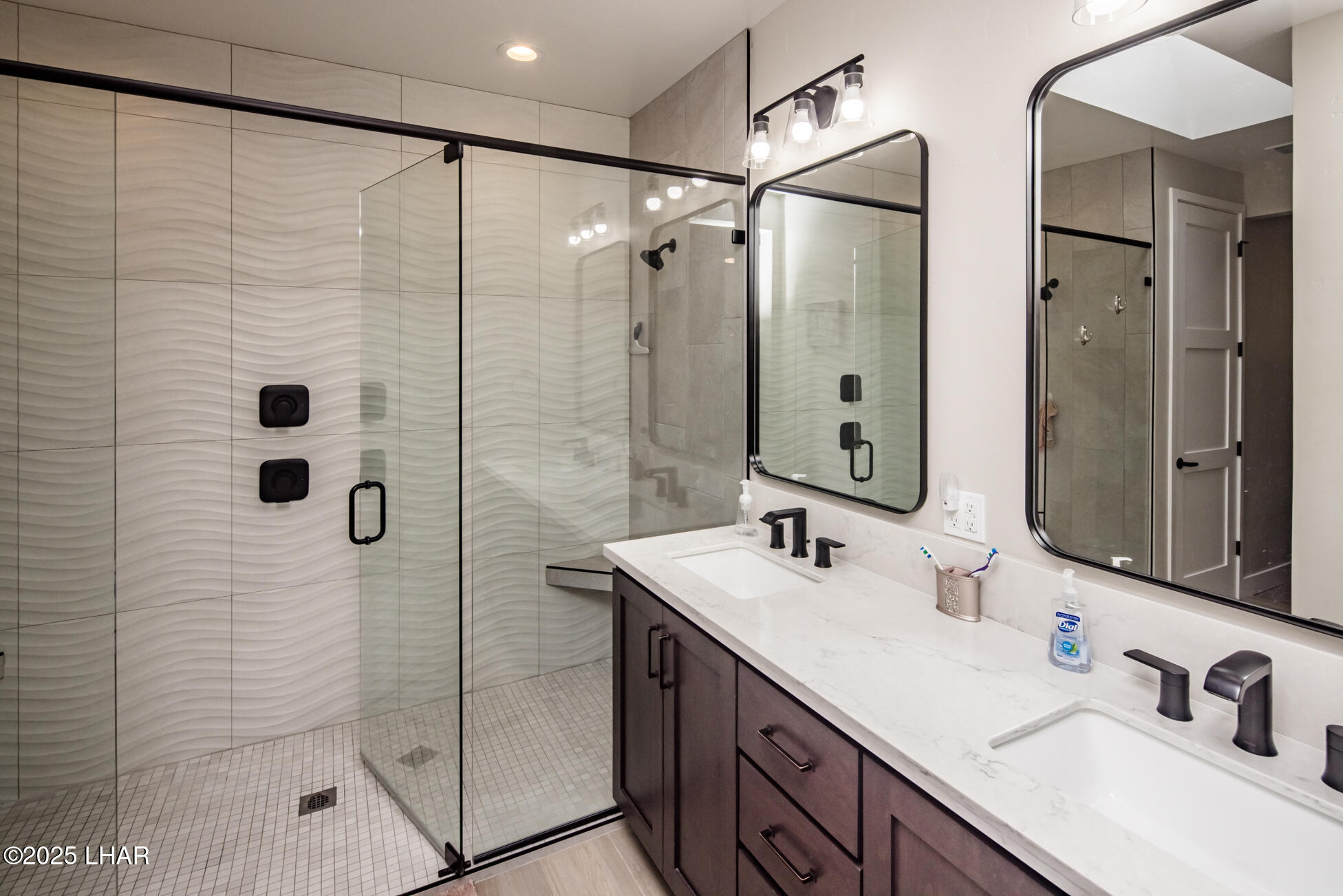3621 Yazoo Dr