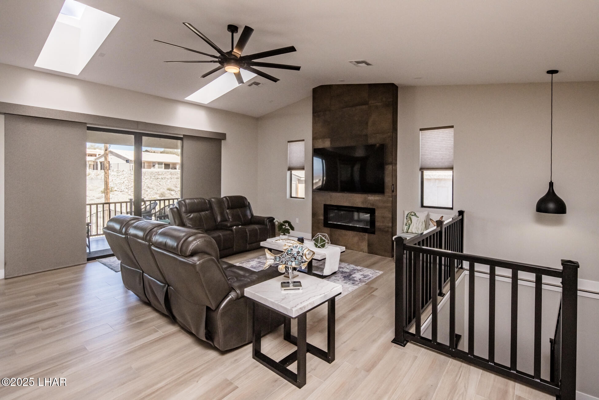 3621 Yazoo Dr