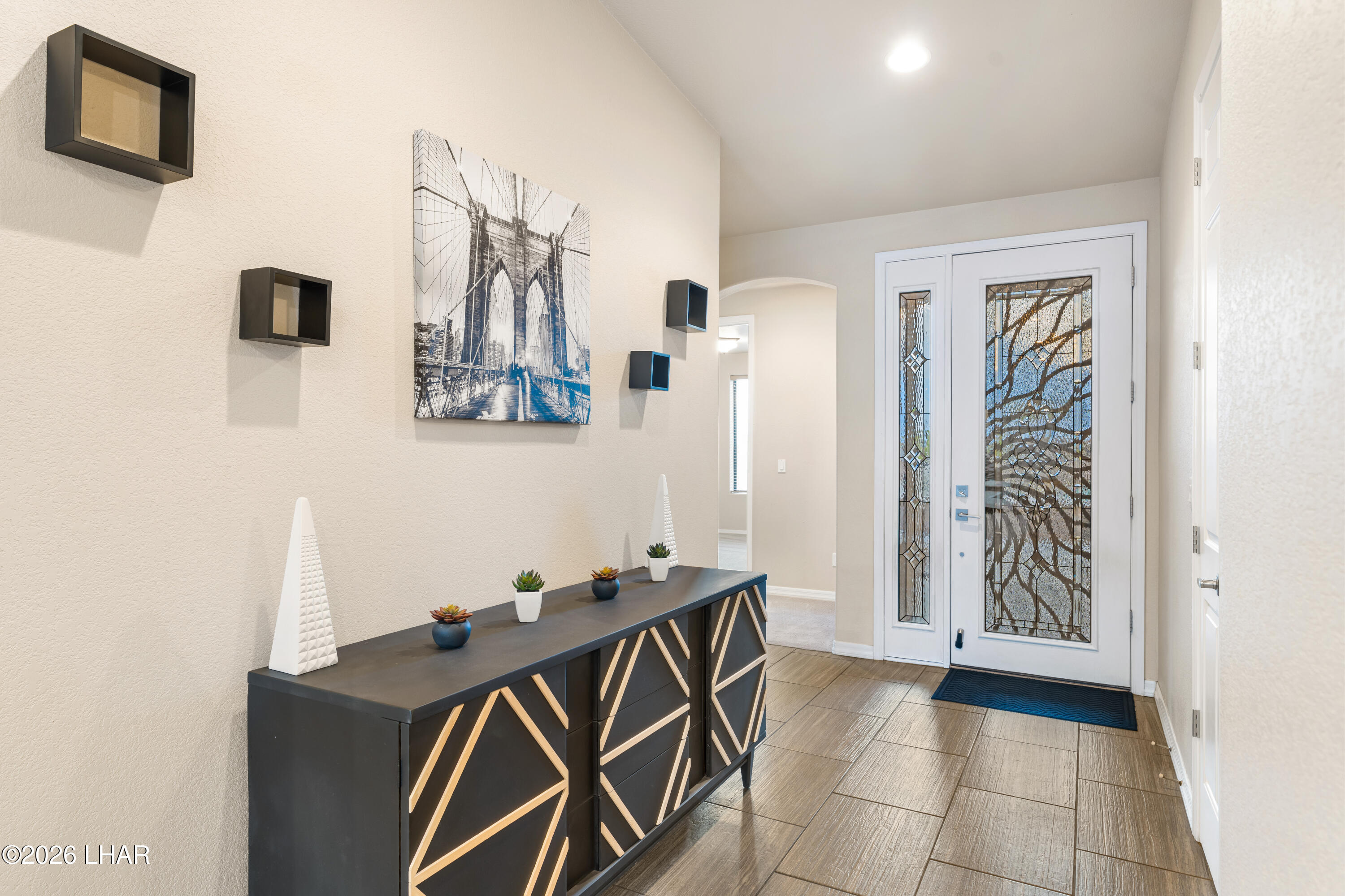 3356 Roadrunner Dr
