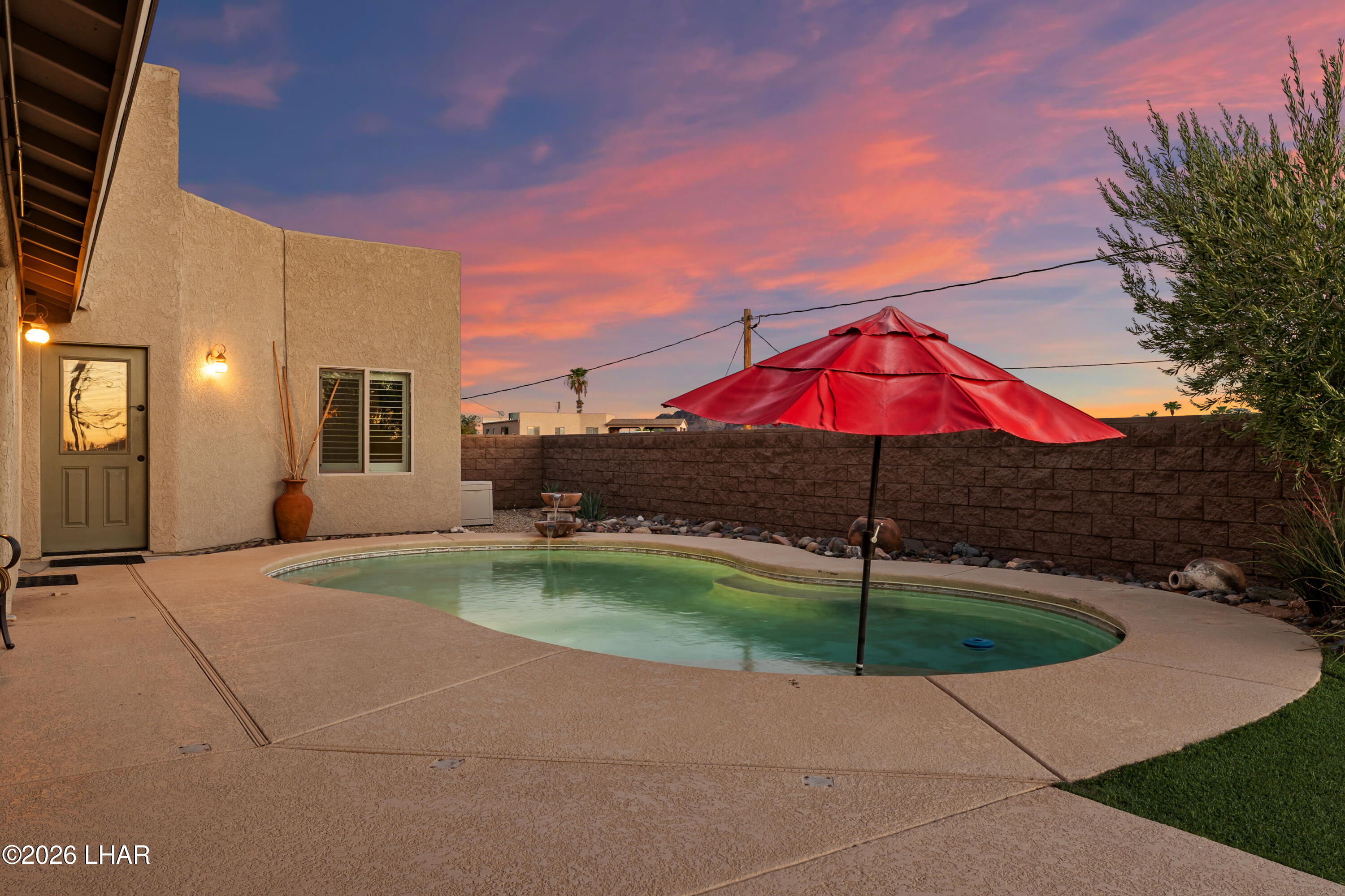 3235 Poppy Trail Pl