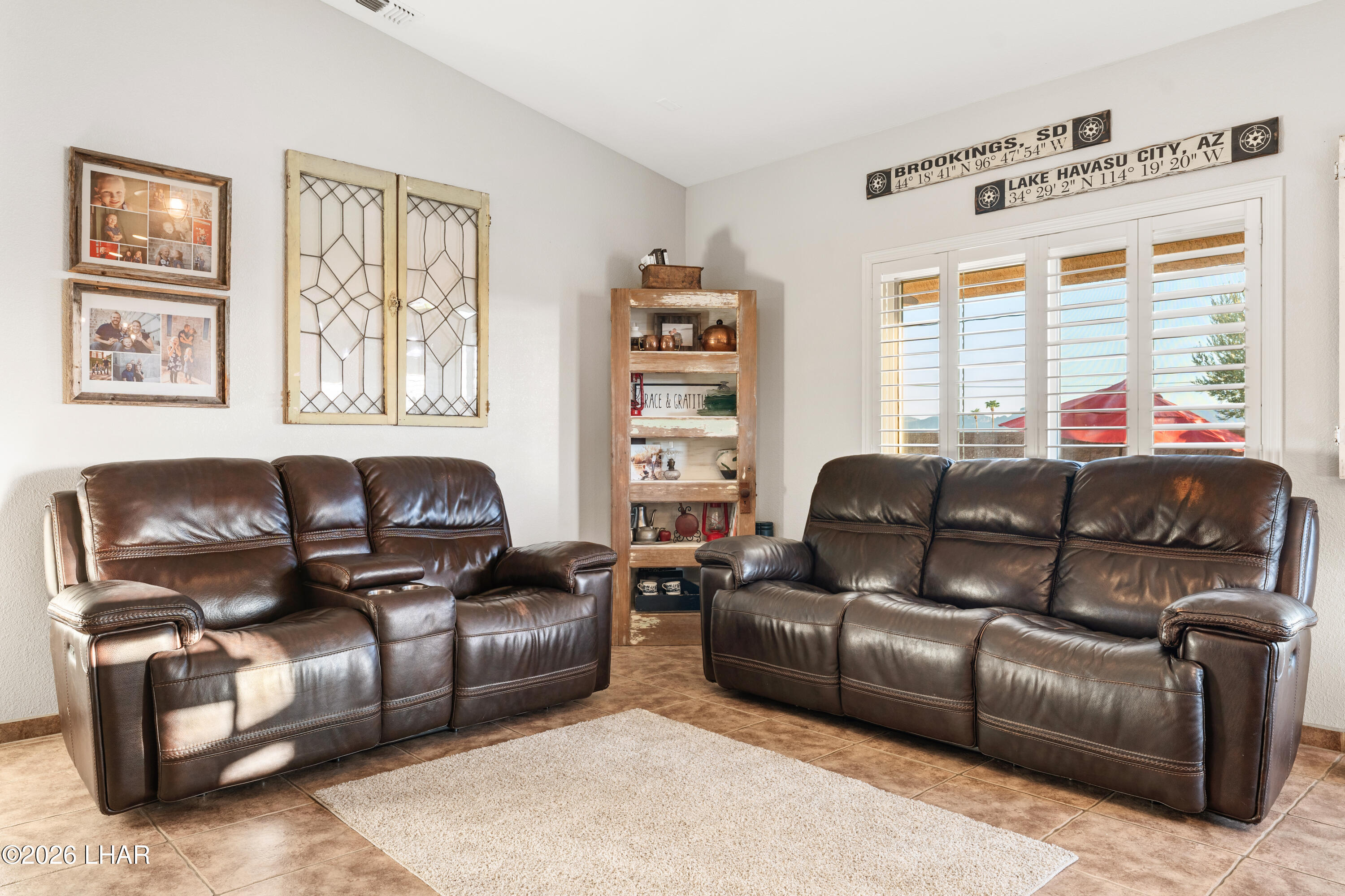 3235 Poppy Trail Pl