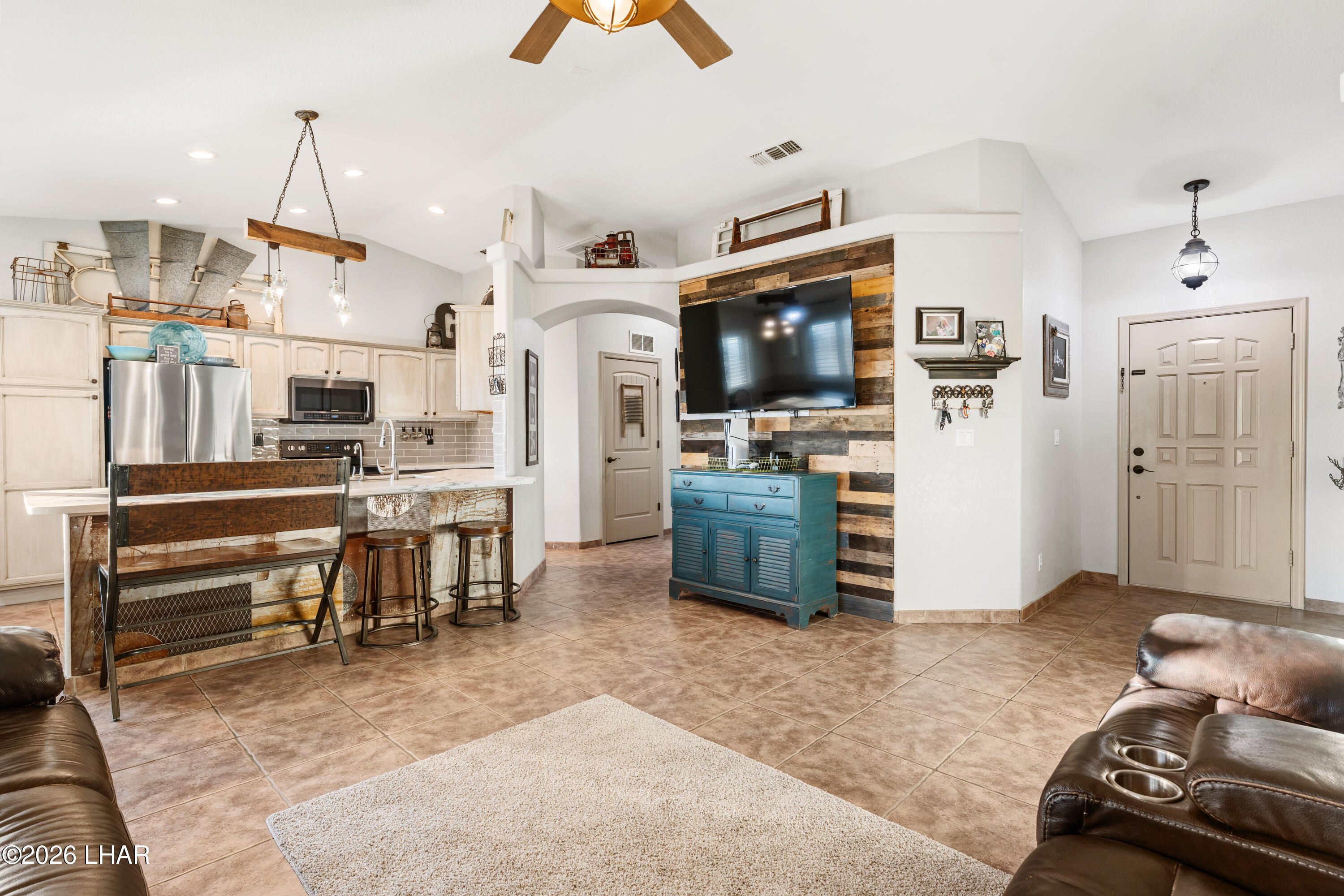 3235 Poppy Trail Pl