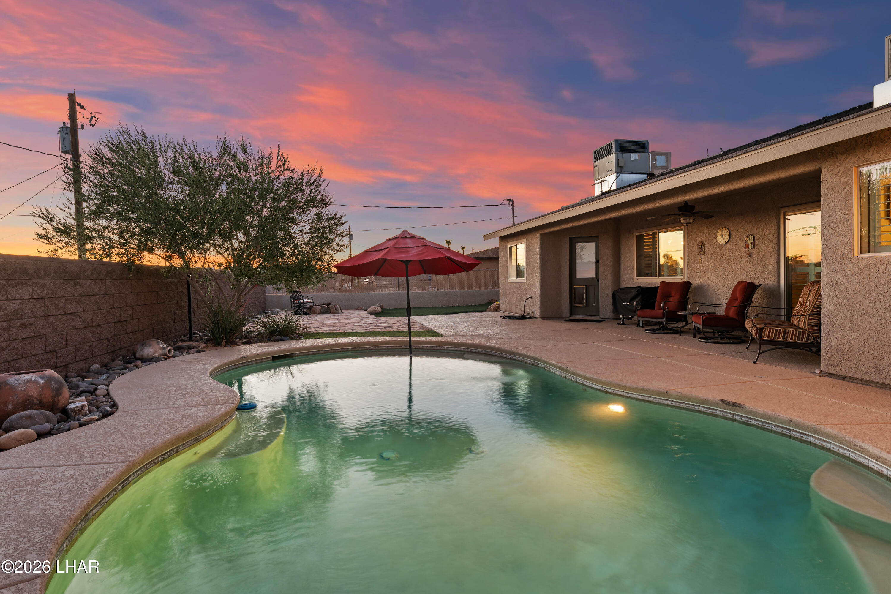 3235 Poppy Trail Pl